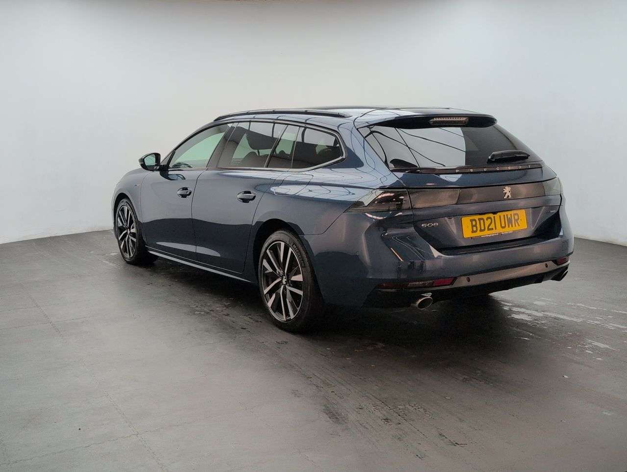 2021 PEUGEOT 508 SW 2021 PEUGEOT 508 SW