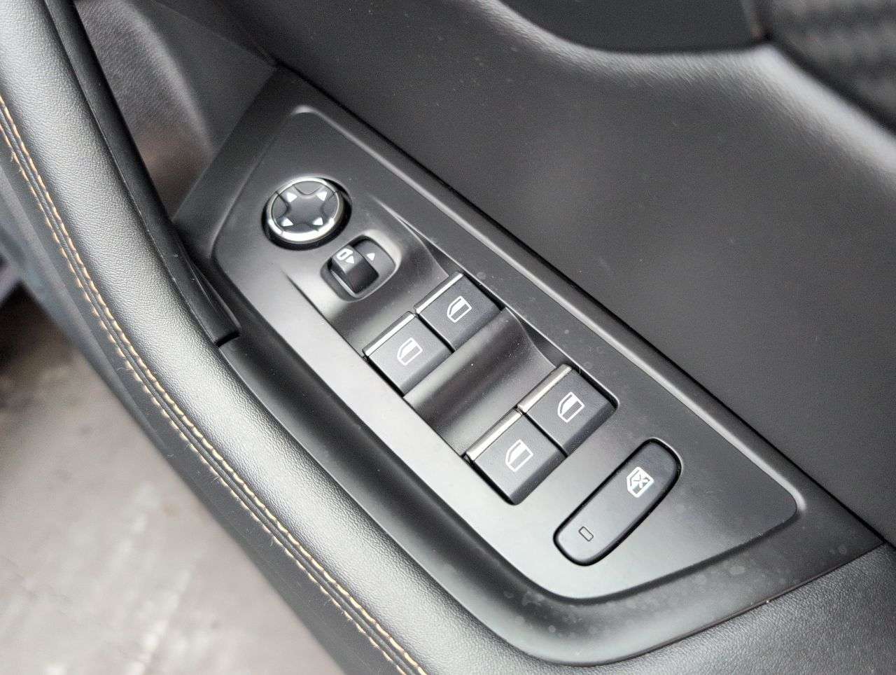 2021 PEUGEOT 508 SW 2021 PEUGEOT 508 SW