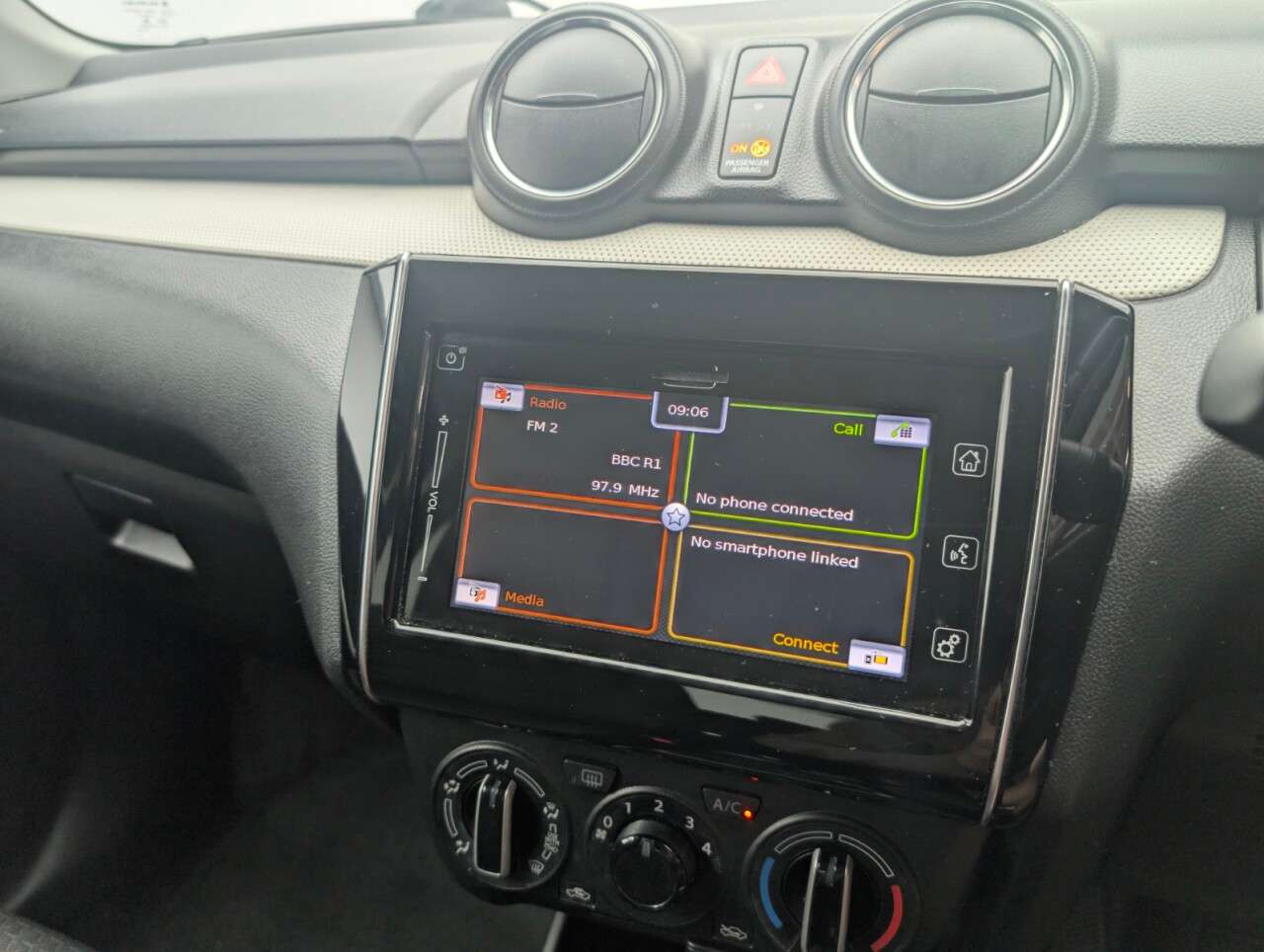 2019 SUZUKI SWIFT 2019 SUZUKI SWIFT