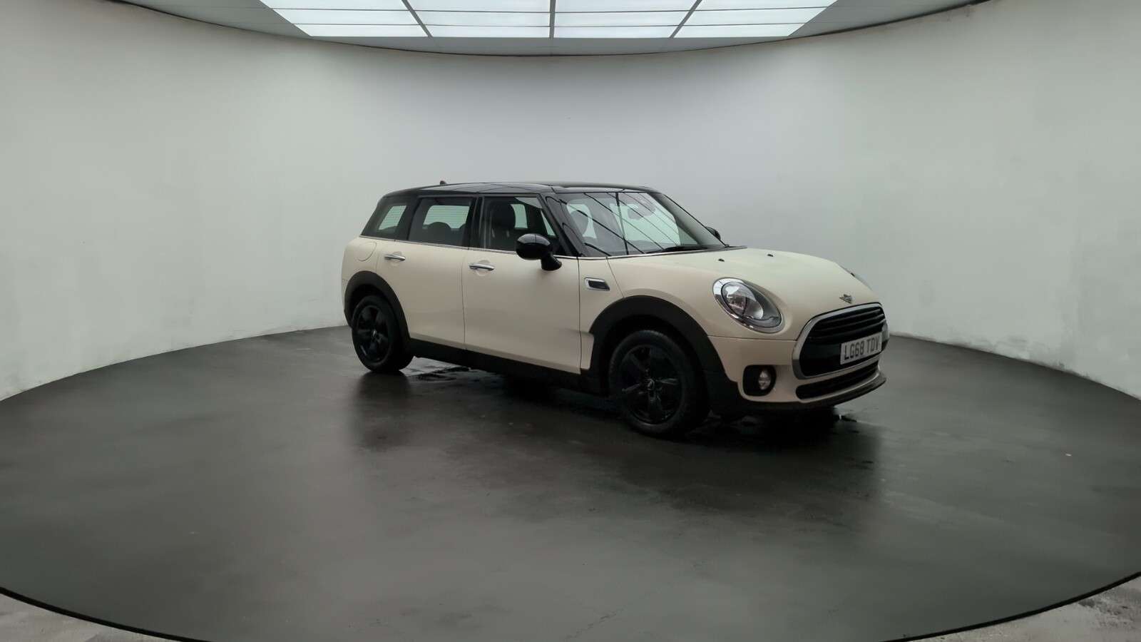 2018 MINI CLUBMAN 2018 MINI CLUBMAN