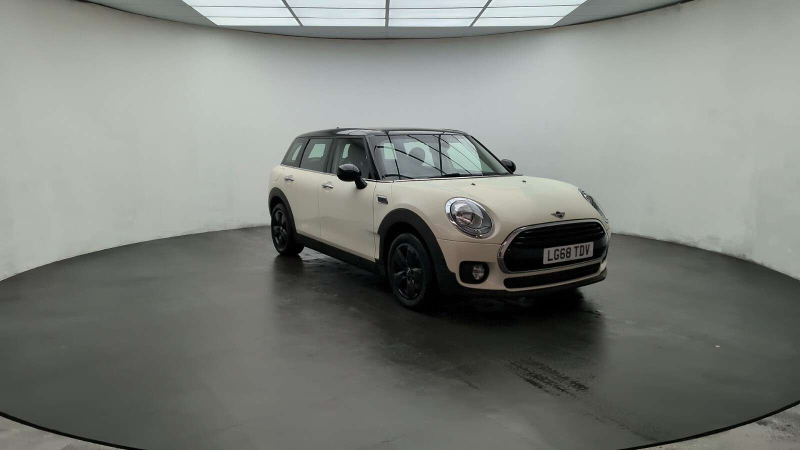 2018 MINI CLUBMAN 2018 MINI CLUBMAN