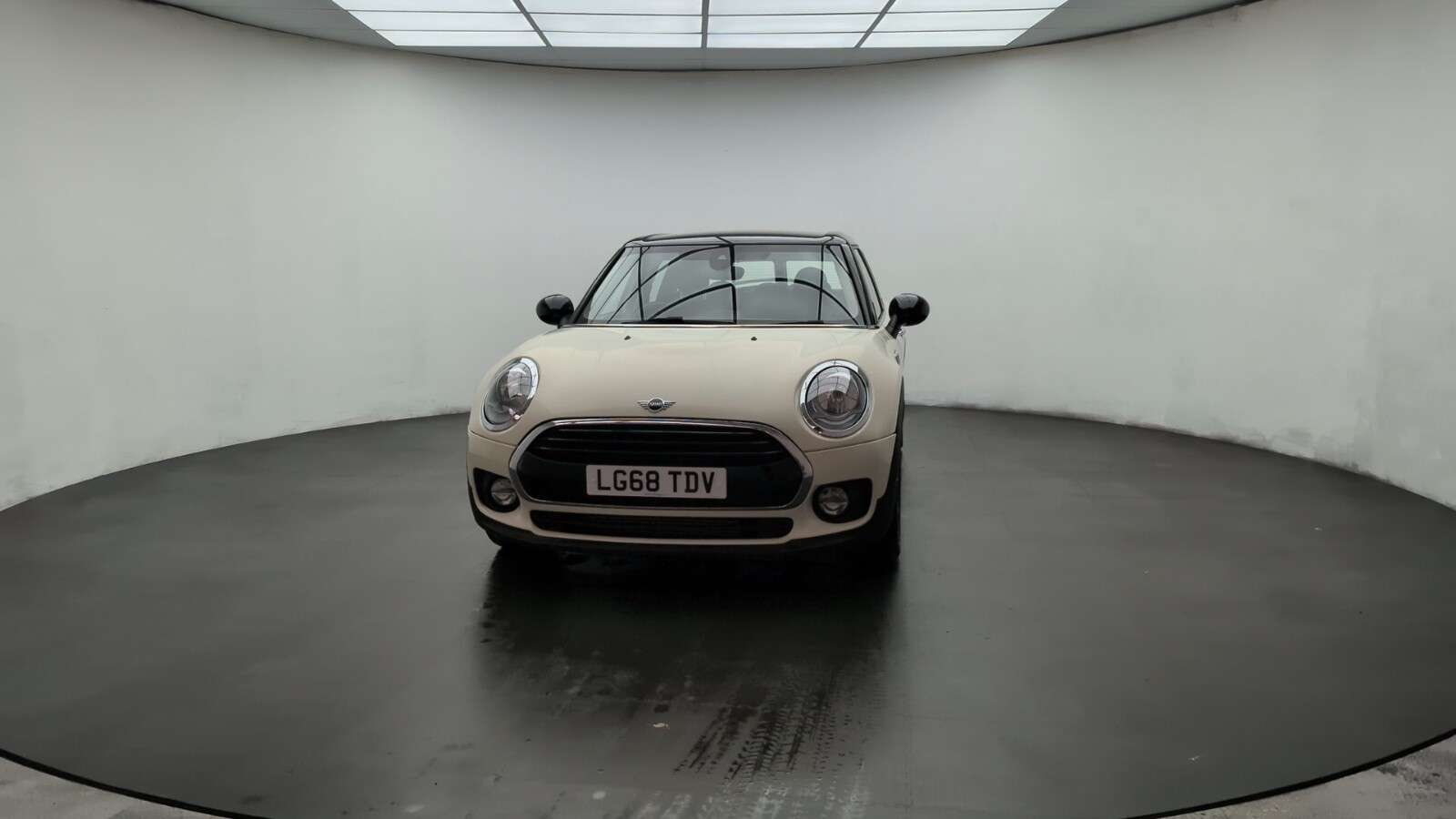 2018 MINI CLUBMAN 2018 MINI CLUBMAN