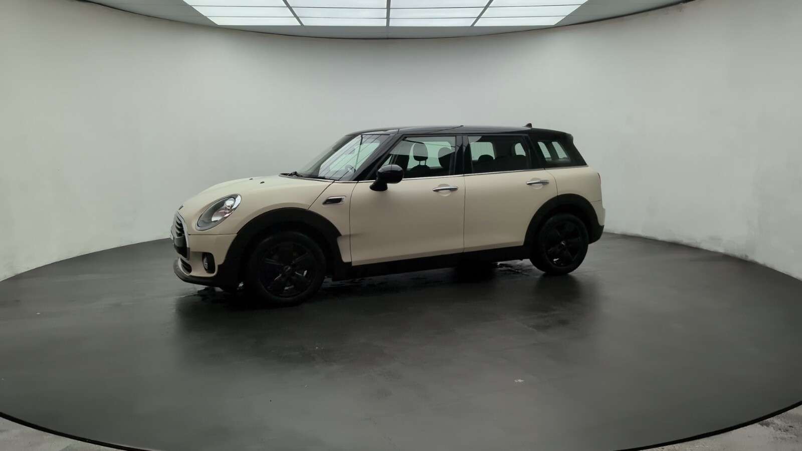 2018 MINI CLUBMAN 2018 MINI CLUBMAN
