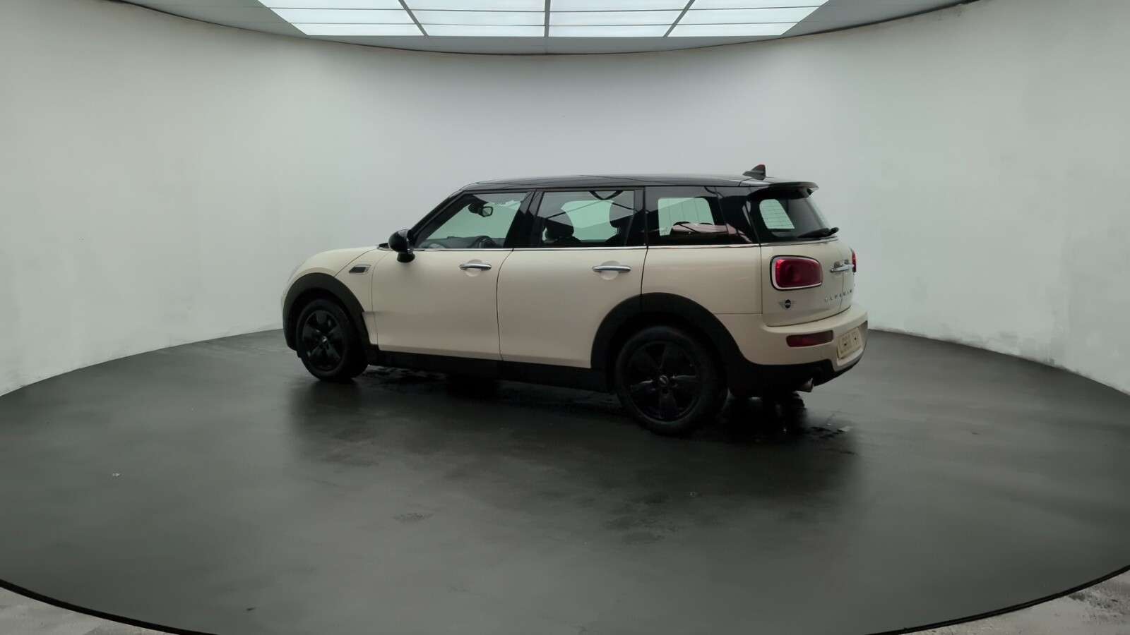 2018 MINI CLUBMAN 2018 MINI CLUBMAN