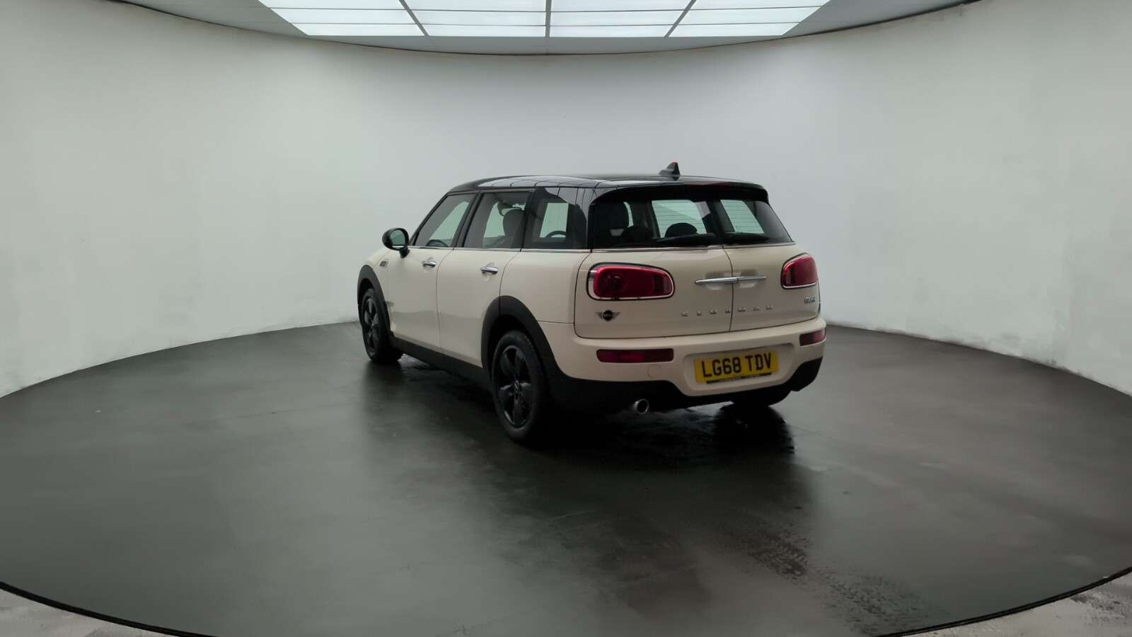 2018 MINI CLUBMAN 2018 MINI CLUBMAN