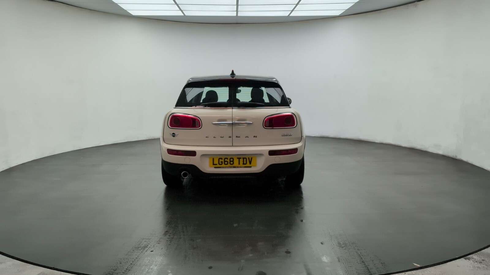 2018 MINI CLUBMAN 2018 MINI CLUBMAN