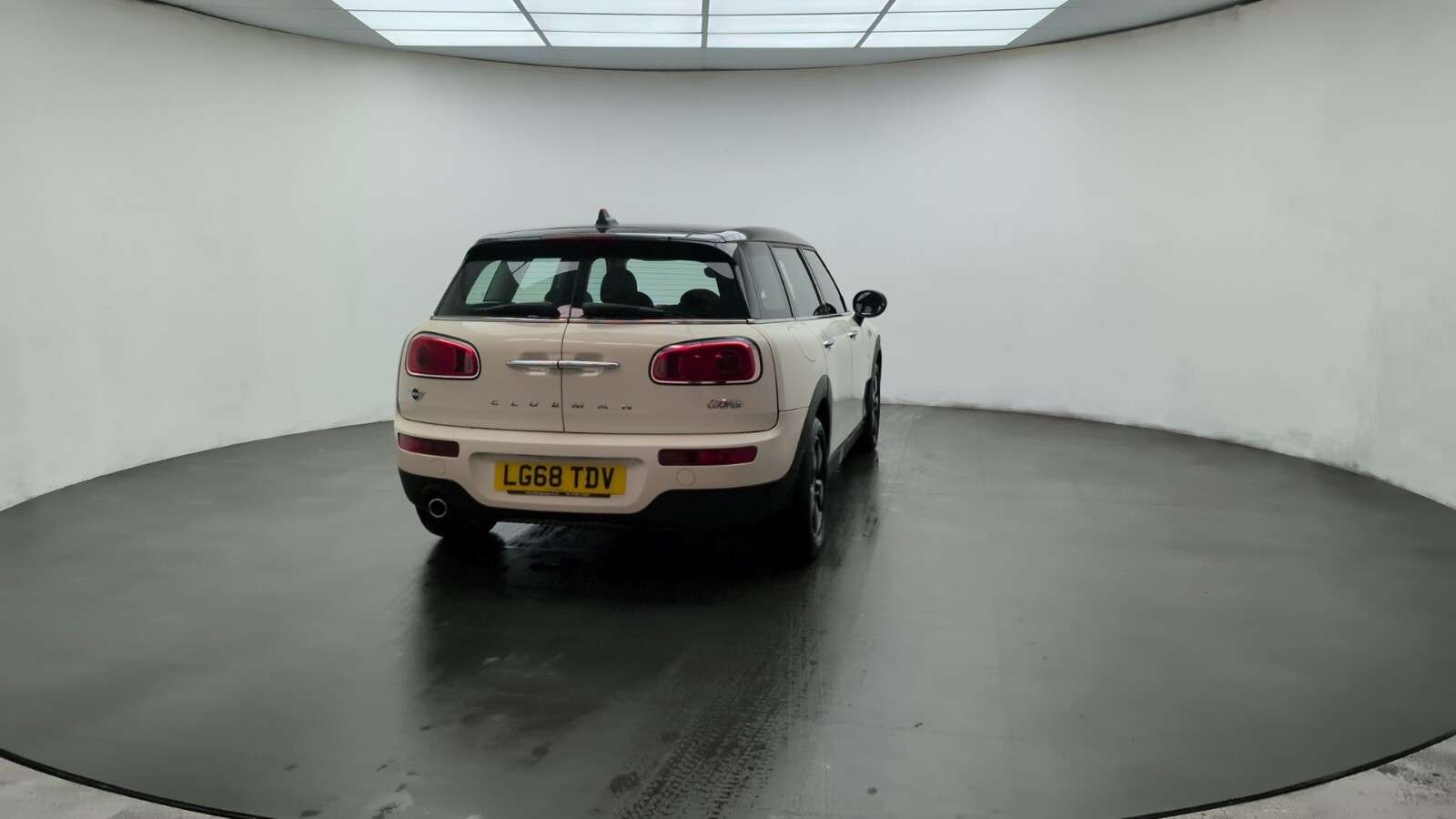 2018 MINI CLUBMAN 2018 MINI CLUBMAN