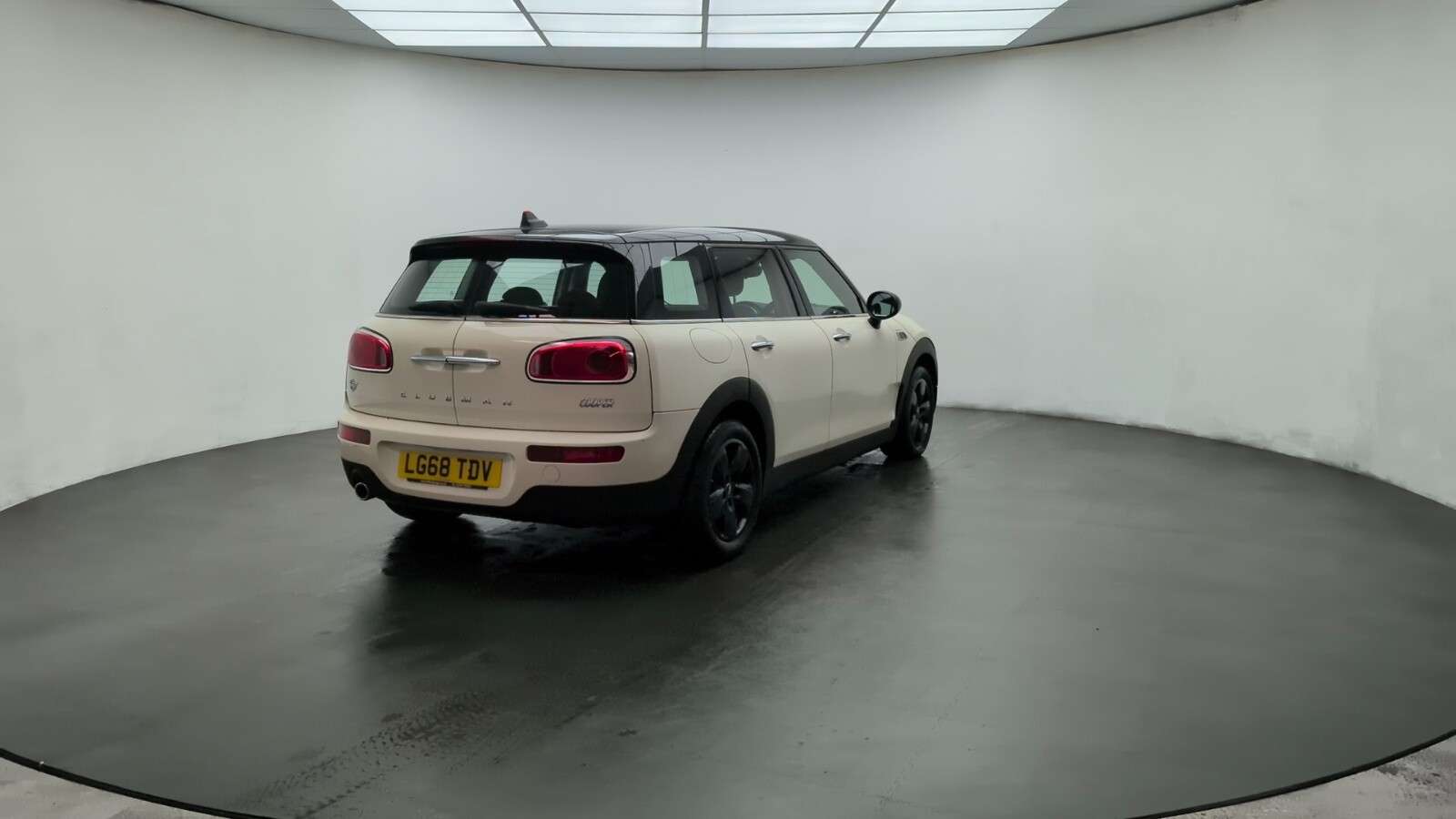 2018 MINI CLUBMAN 2018 MINI CLUBMAN