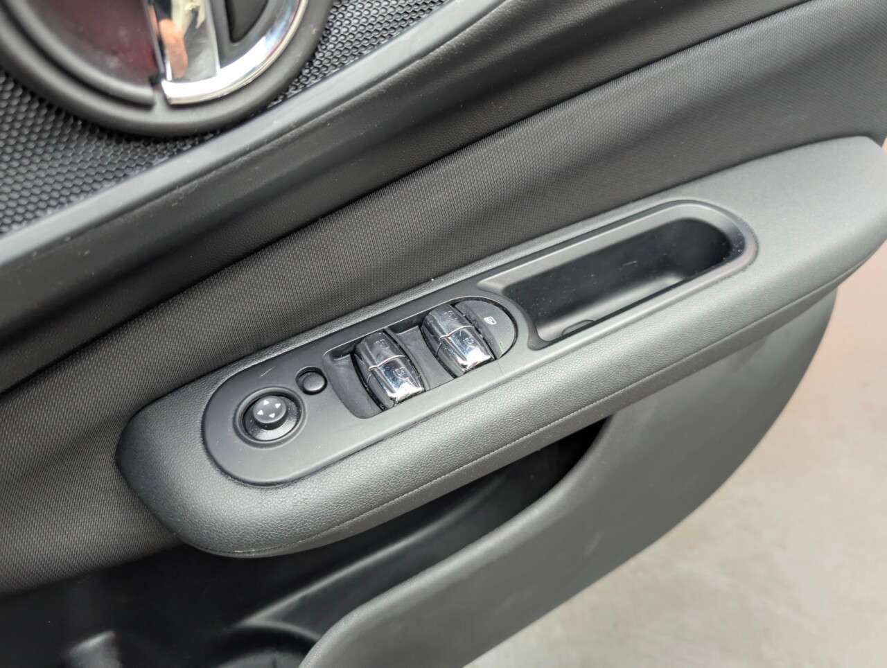 2018 MINI CLUBMAN 2018 MINI CLUBMAN