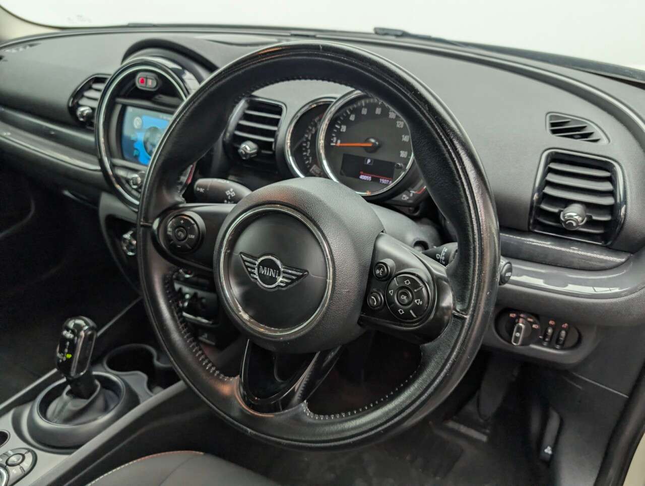 2018 MINI CLUBMAN 2018 MINI CLUBMAN