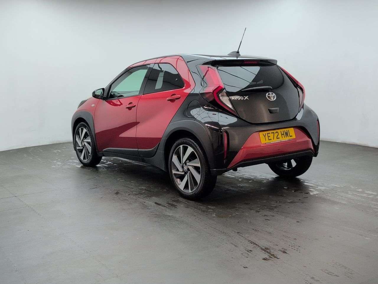 2022 TOYOTA AYGO X 2022 TOYOTA AYGO X