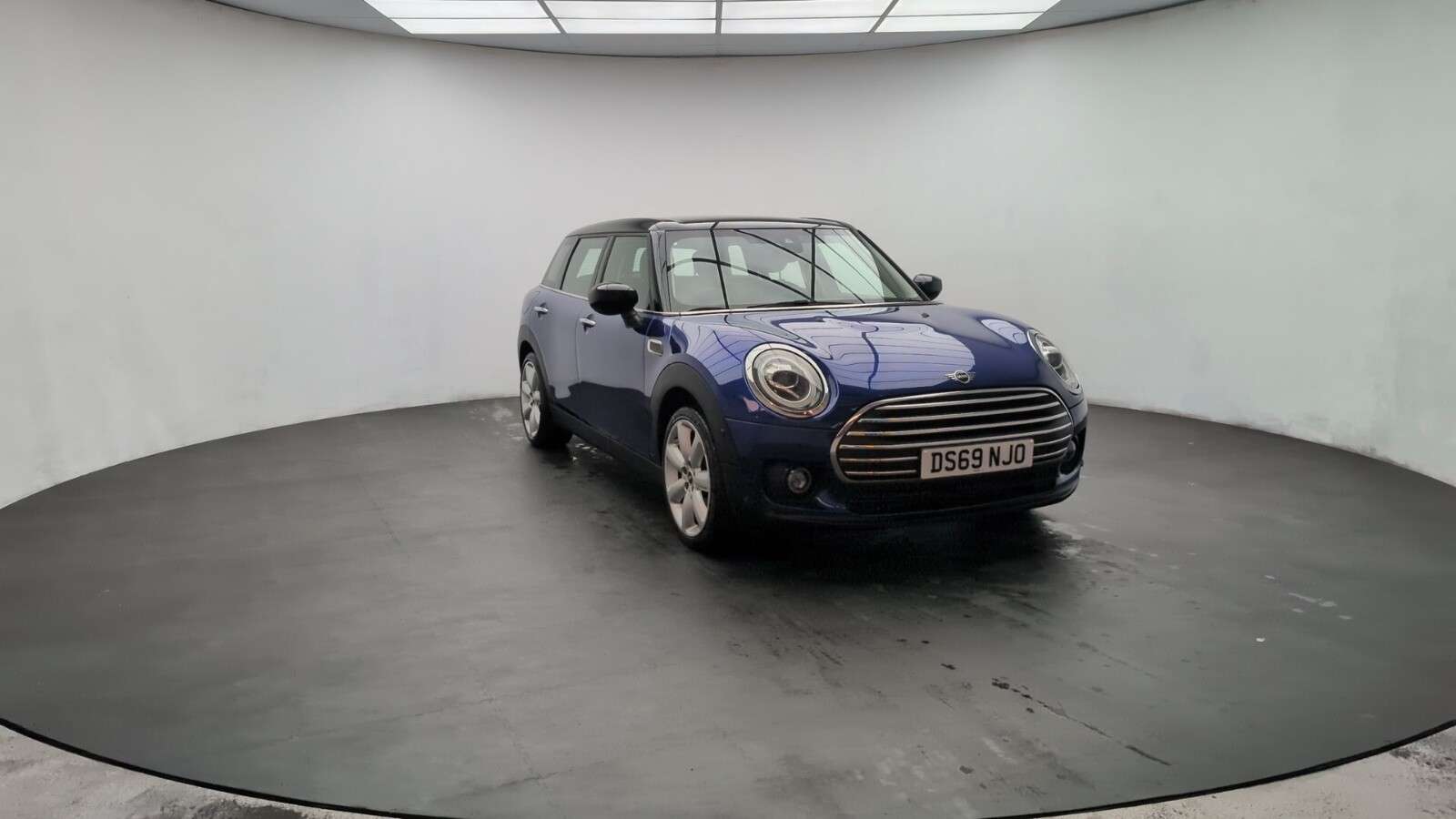2019 MINI CLUBMAN 2019 MINI CLUBMAN