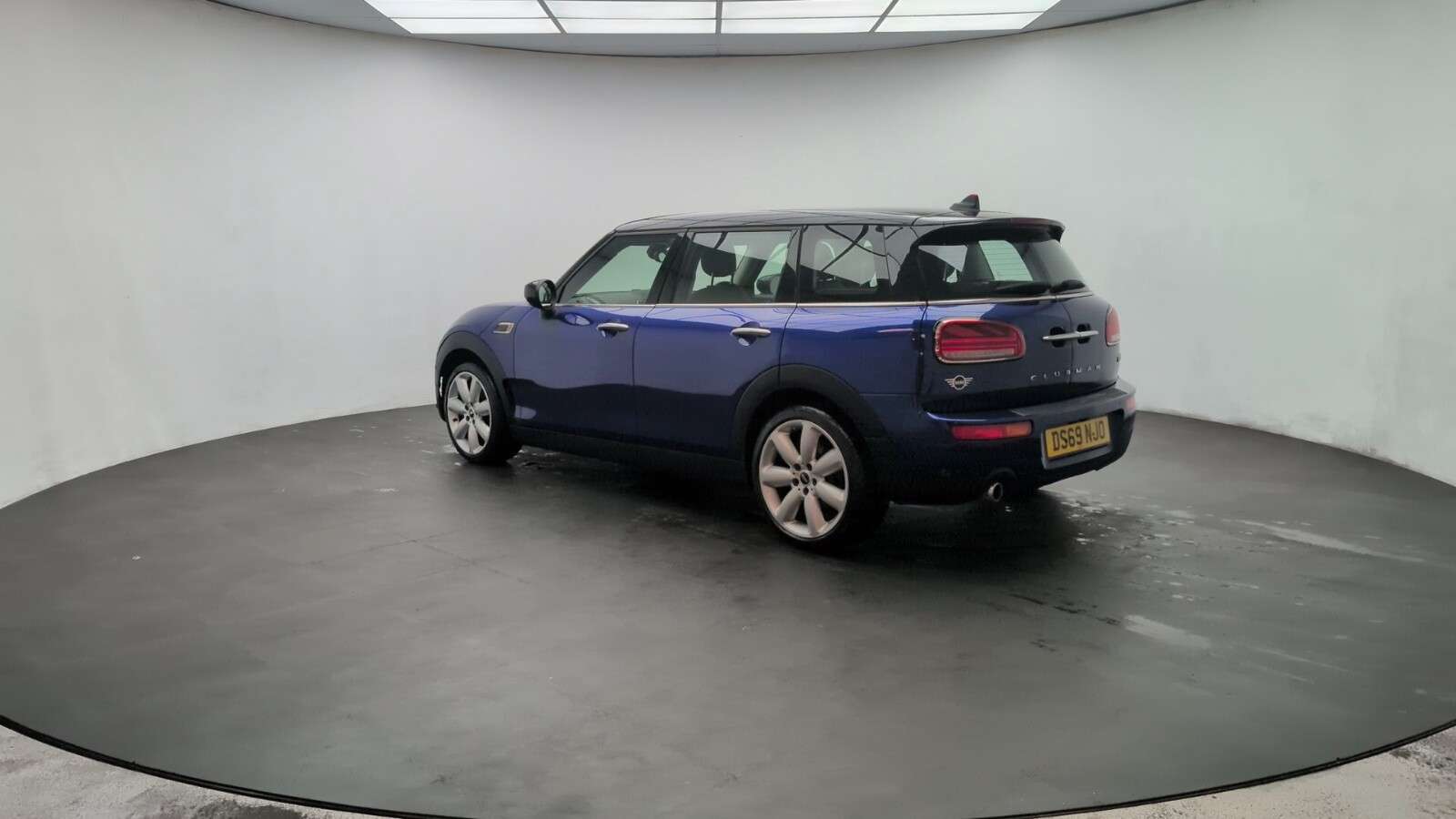 2019 MINI CLUBMAN 2019 MINI CLUBMAN