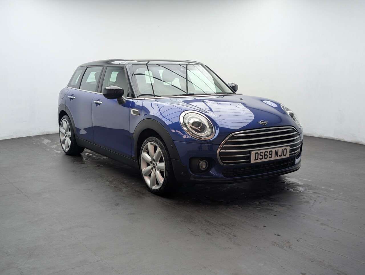 2019 MINI CLUBMAN 2019 MINI CLUBMAN