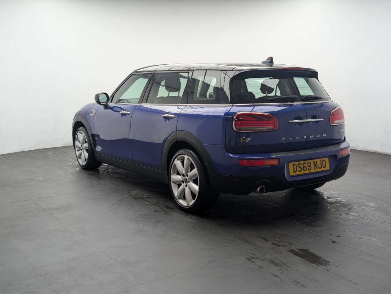 2019 MINI CLUBMAN 2019 MINI CLUBMAN