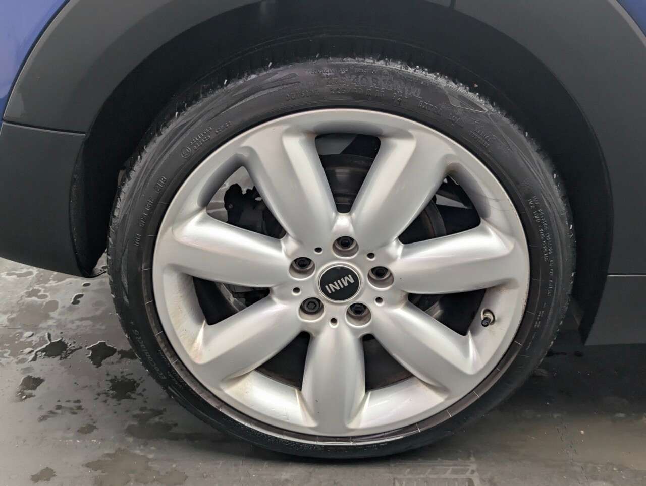 2019 MINI CLUBMAN 2019 MINI CLUBMAN