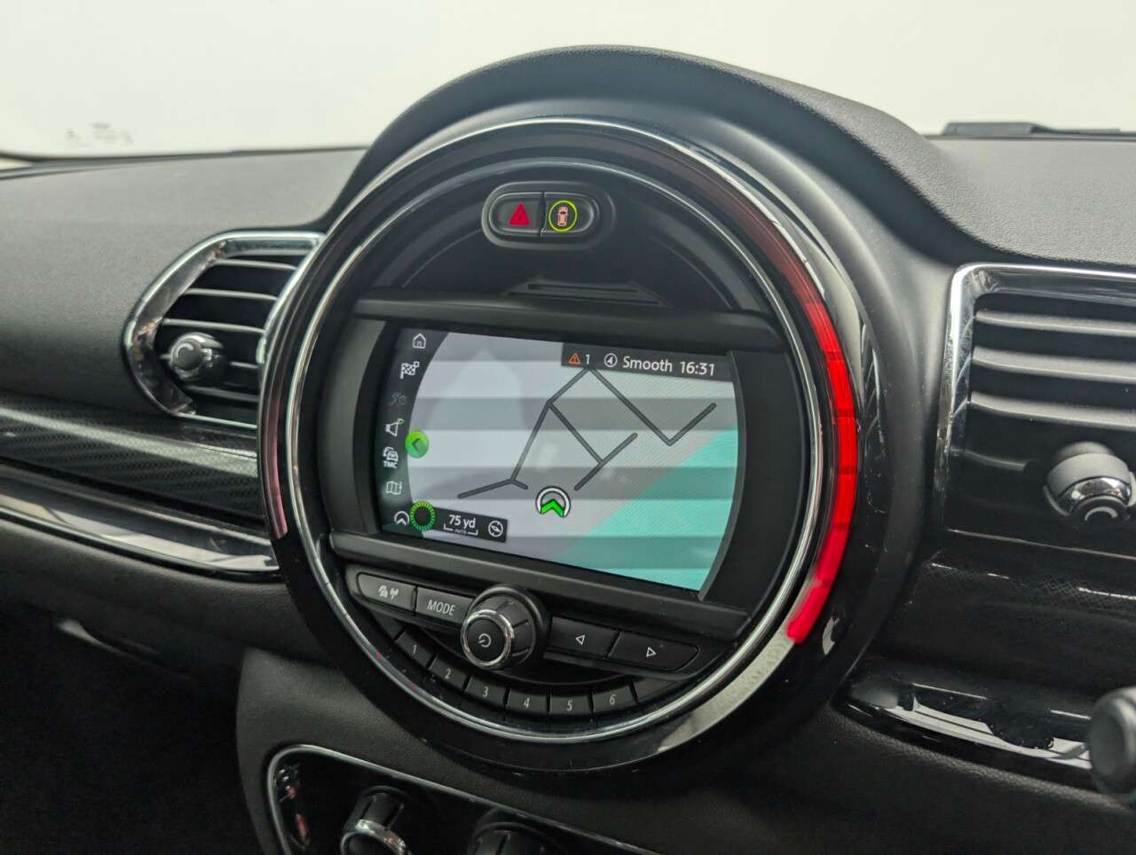 2019 MINI CLUBMAN 2019 MINI CLUBMAN