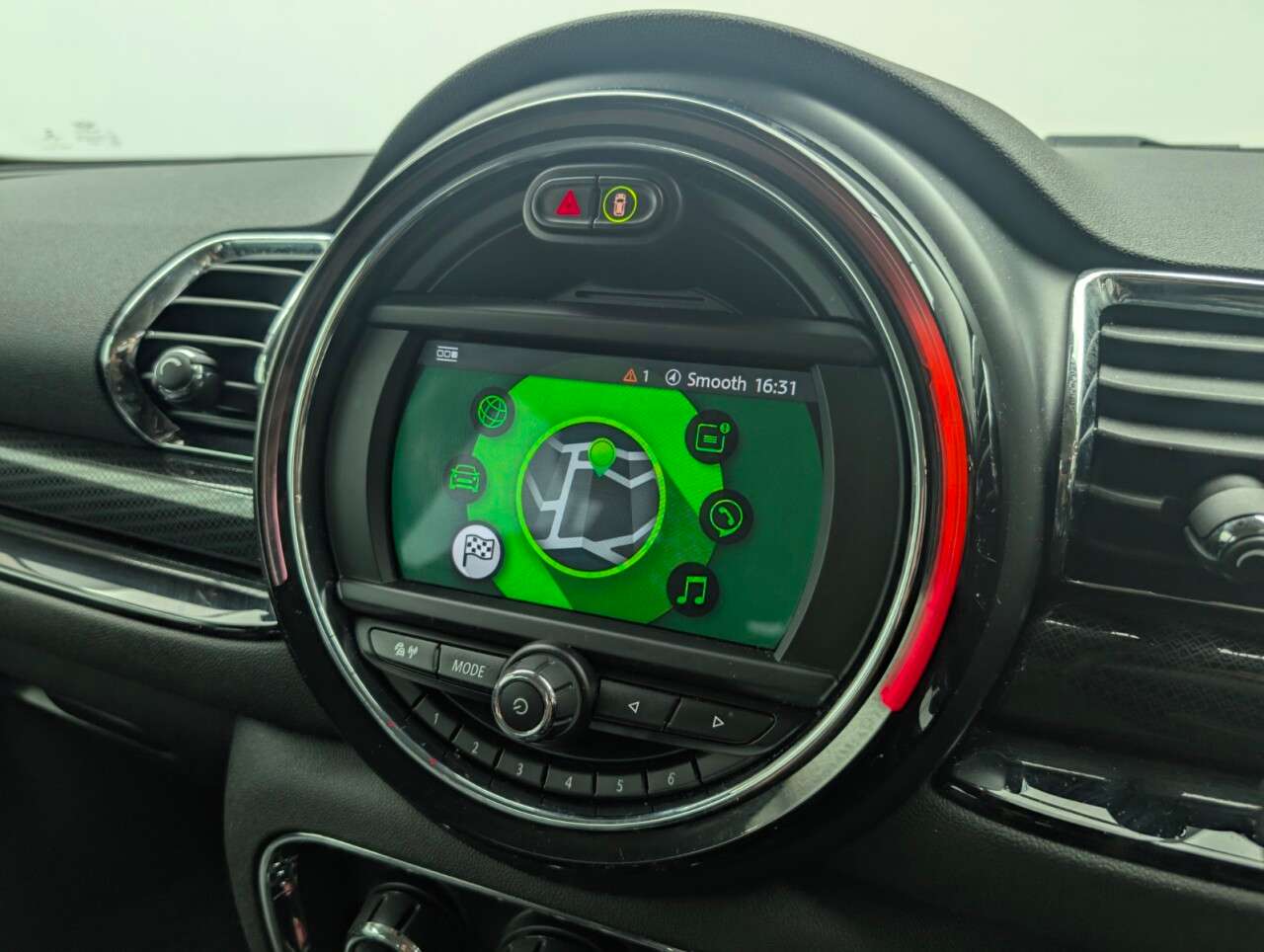 2019 MINI CLUBMAN 2019 MINI CLUBMAN