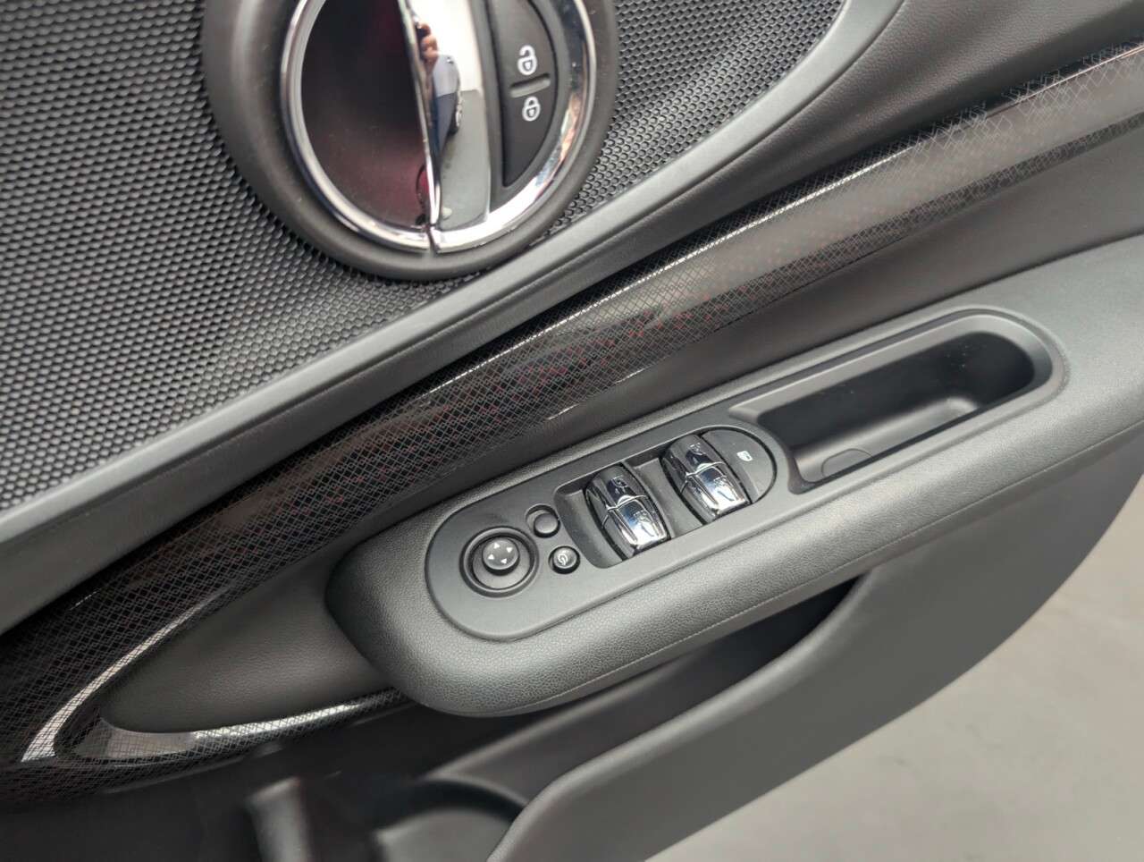 2019 MINI CLUBMAN 2019 MINI CLUBMAN