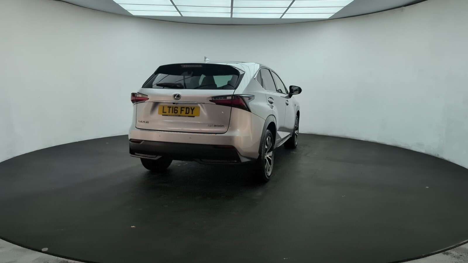 2016 LEXUS NX 2016 LEXUS NX