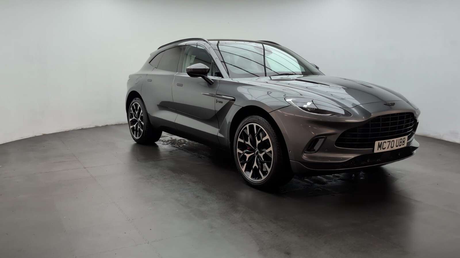 2020 ASTON MARTIN DBX 2020 ASTON MARTIN DBX