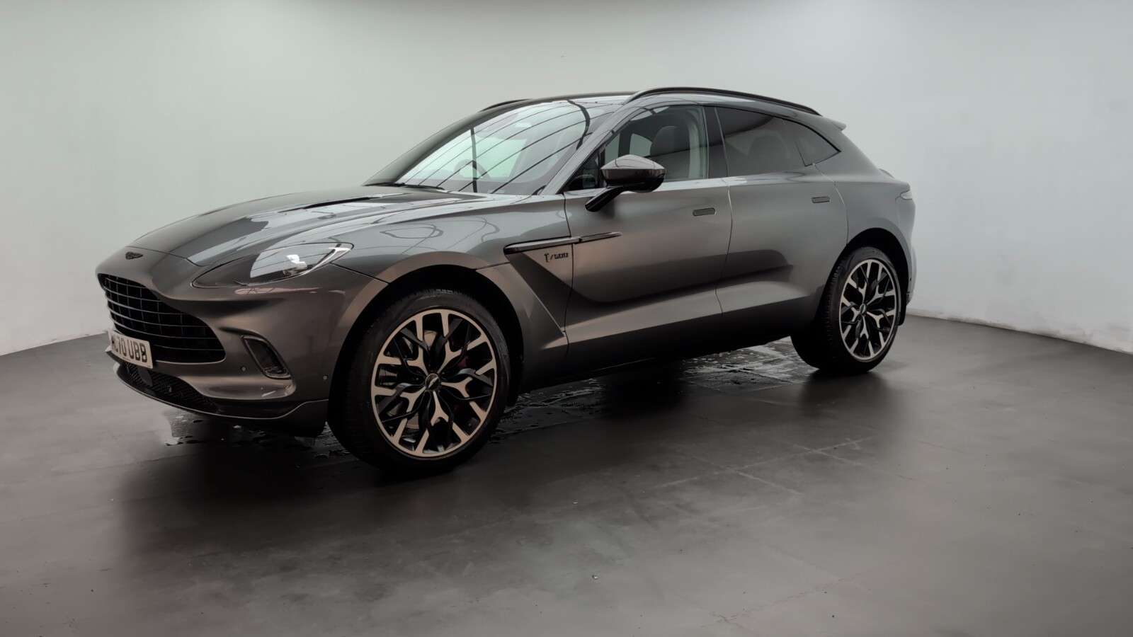 2020 ASTON MARTIN DBX 2020 ASTON MARTIN DBX