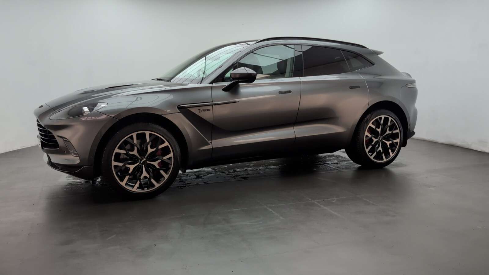 2020 ASTON MARTIN DBX 2020 ASTON MARTIN DBX