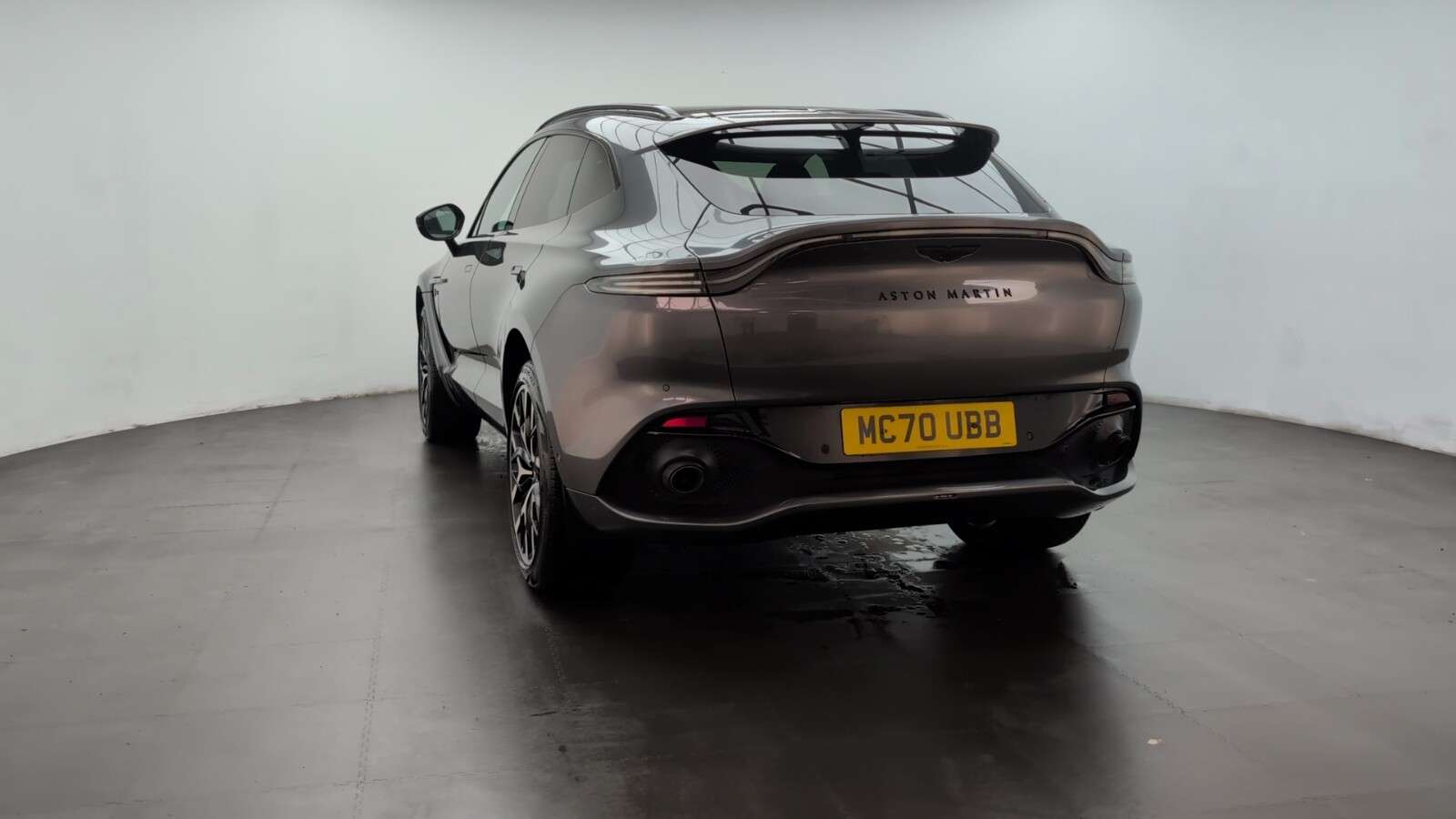 2020 ASTON MARTIN DBX 2020 ASTON MARTIN DBX