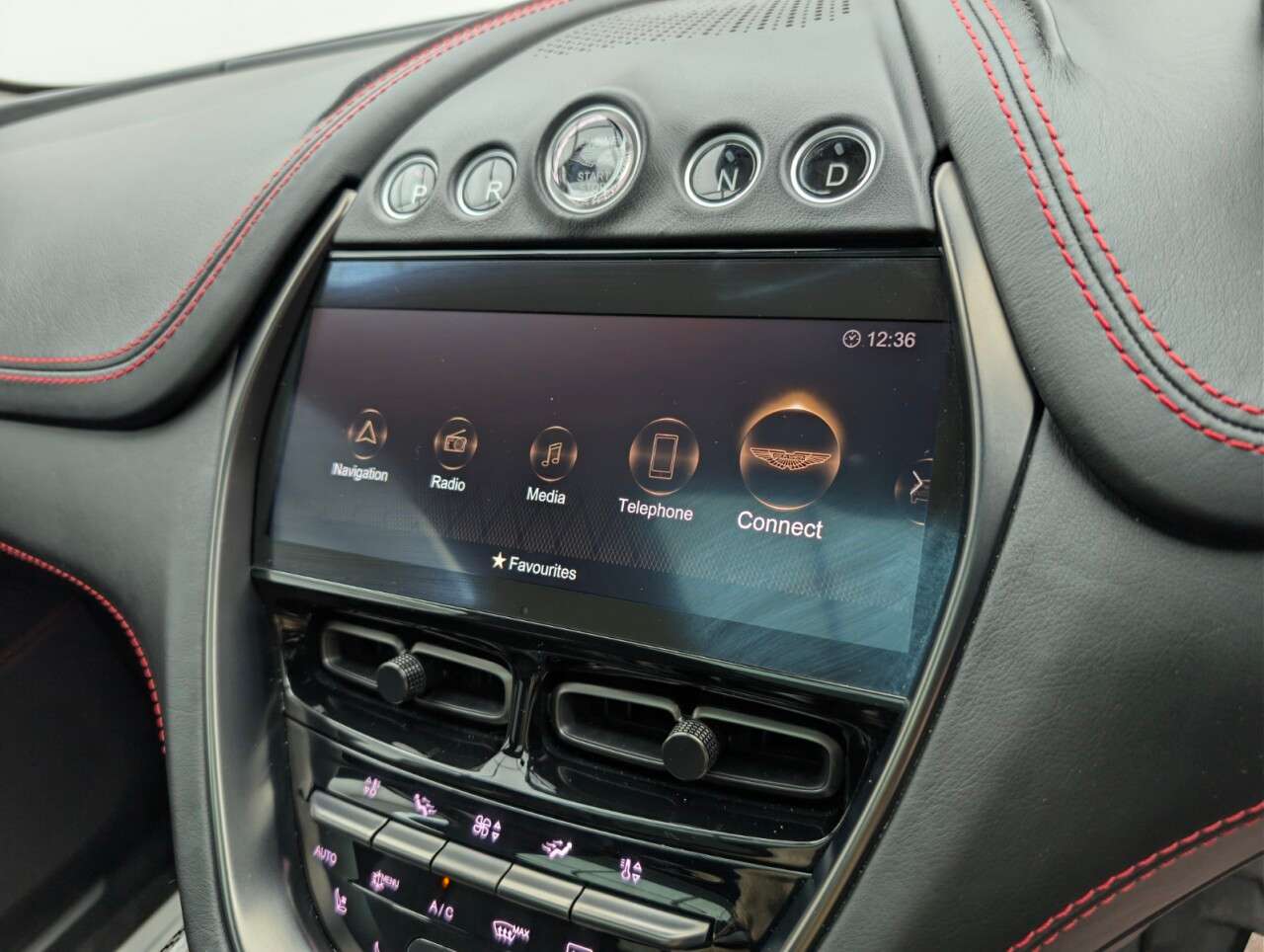 2020 ASTON MARTIN DBX 2020 ASTON MARTIN DBX