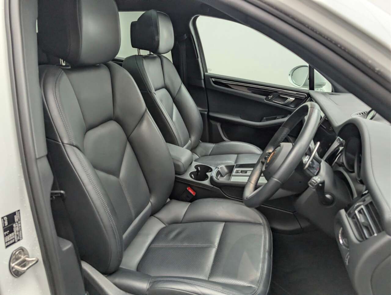 2022 PORSCHE MACAN 2022 PORSCHE MACAN