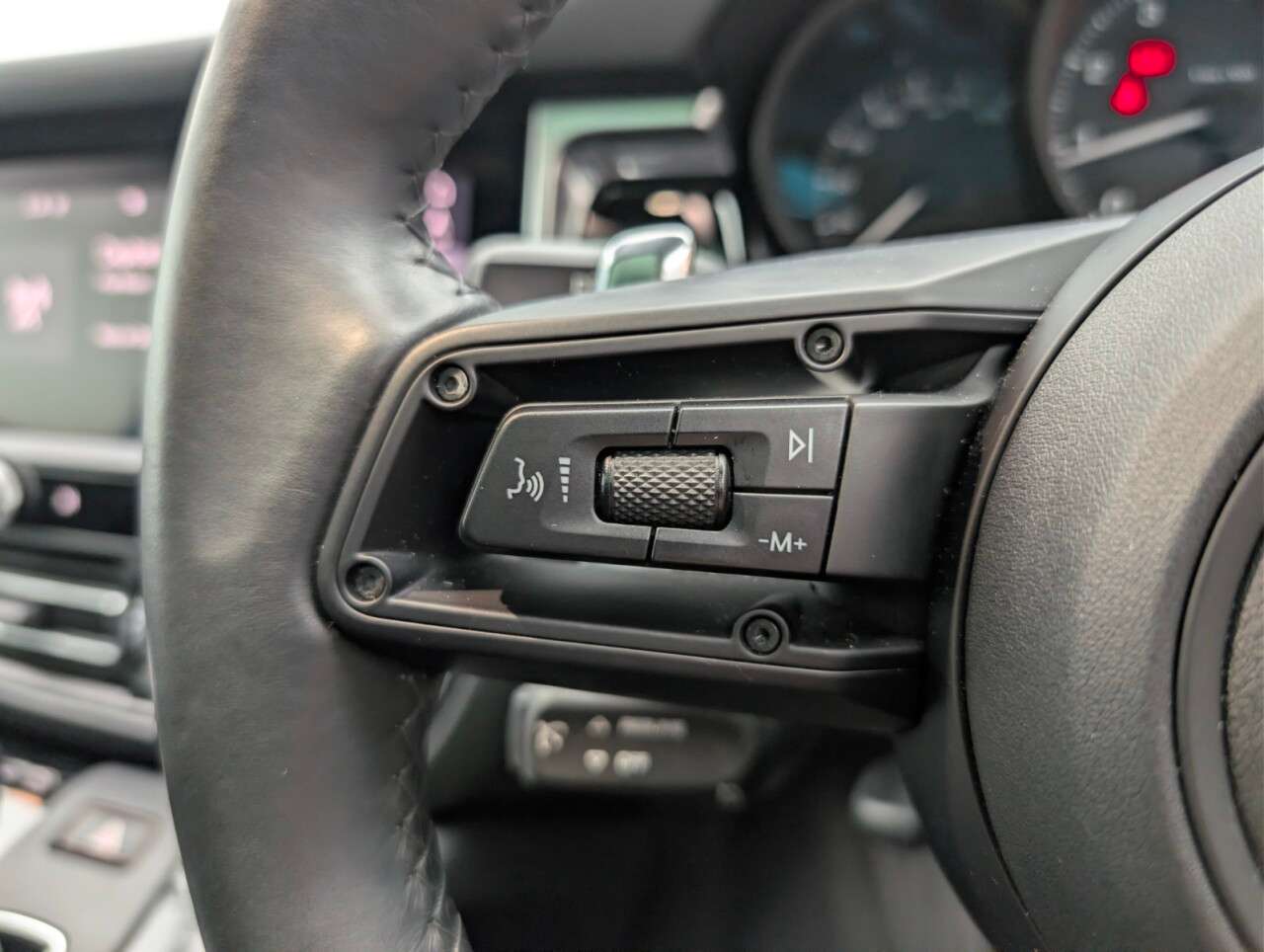 2022 PORSCHE MACAN 2022 PORSCHE MACAN