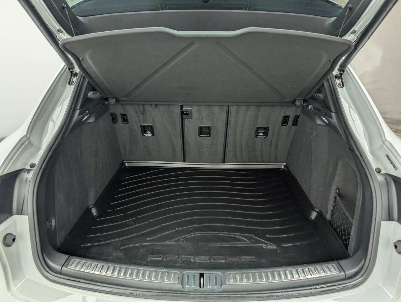 2022 PORSCHE MACAN 2022 PORSCHE MACAN