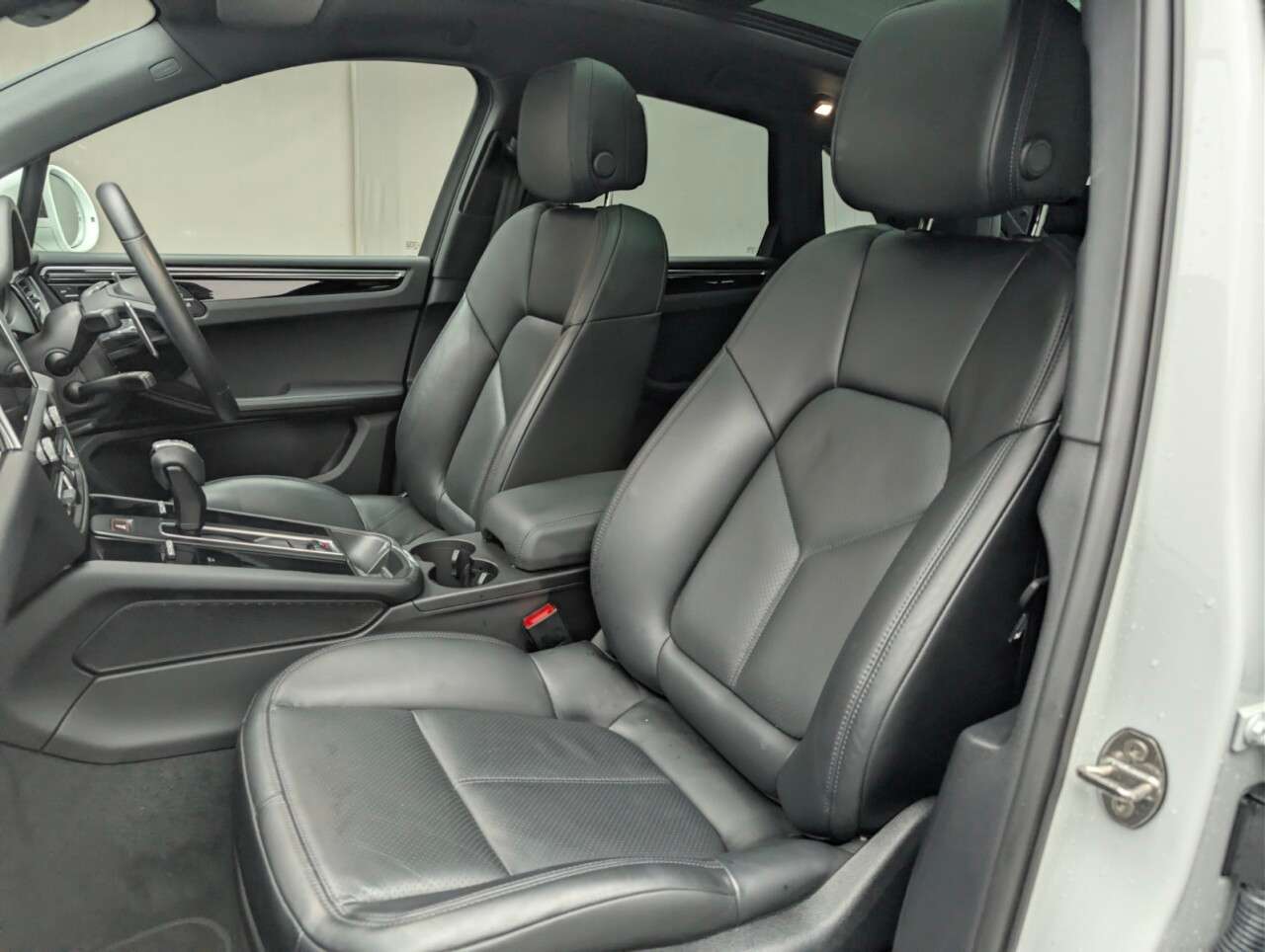 2022 PORSCHE MACAN 2022 PORSCHE MACAN