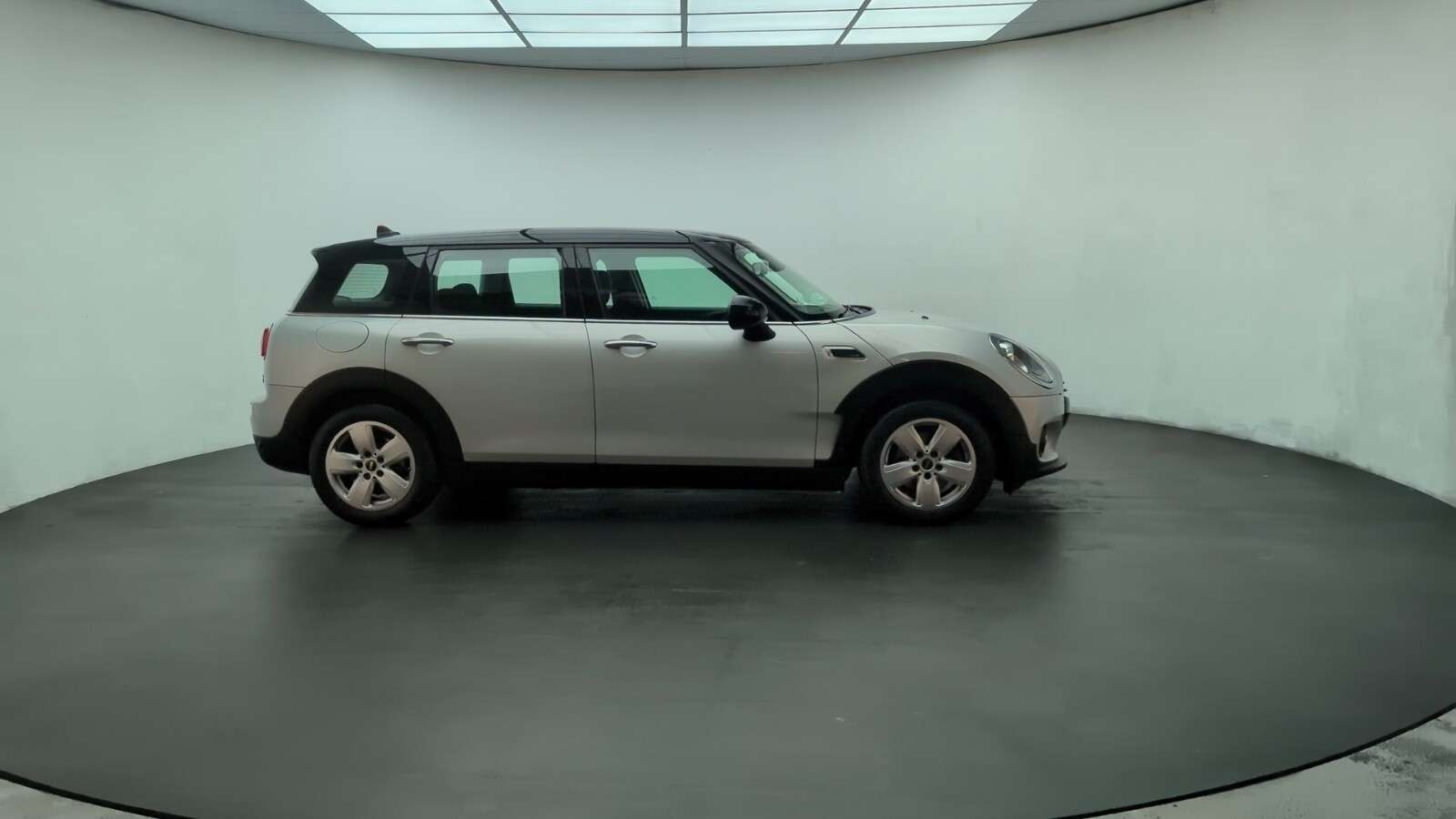 2019 MINI CLUBMAN 2019 MINI CLUBMAN