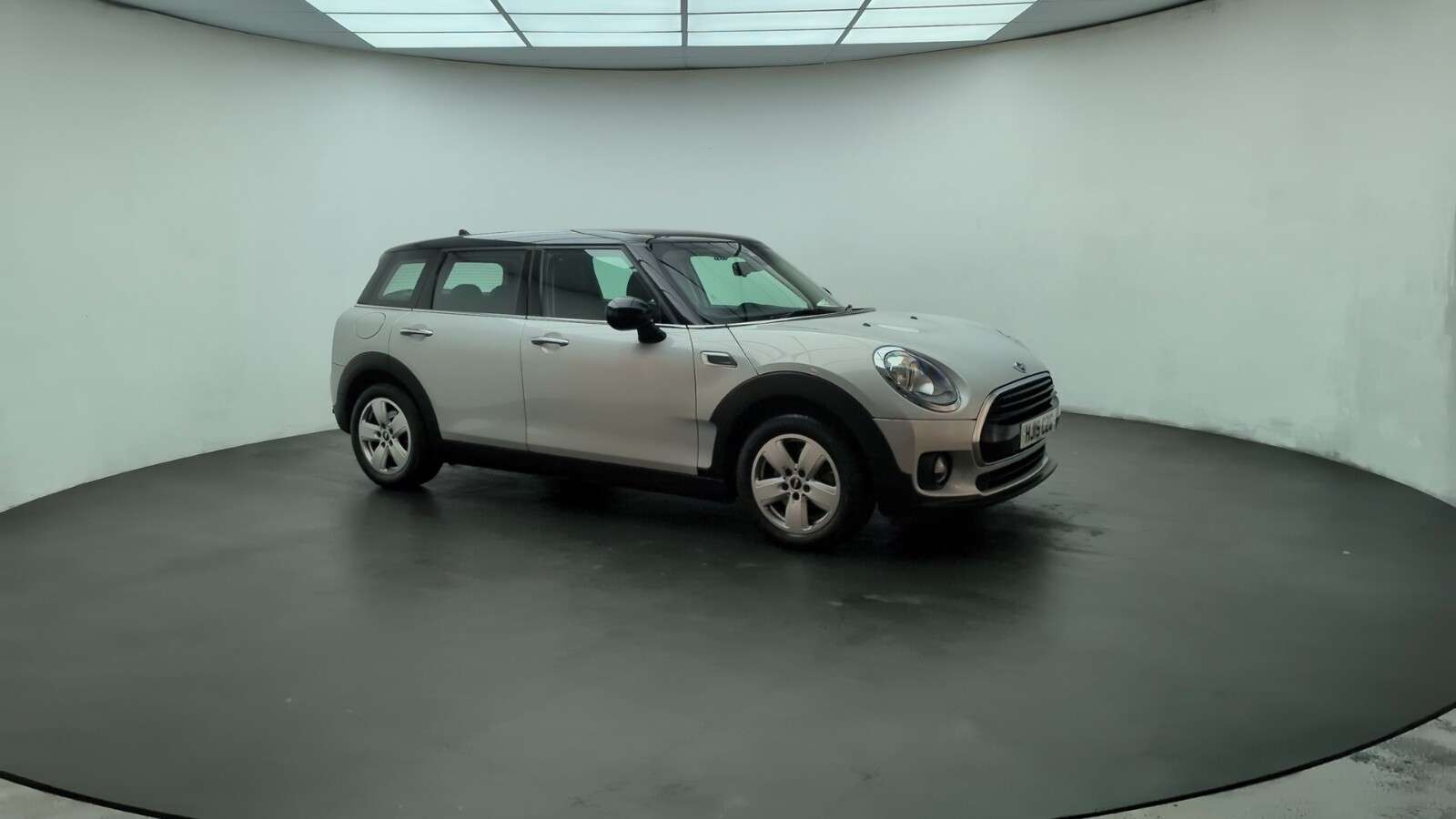 2019 MINI CLUBMAN 2019 MINI CLUBMAN