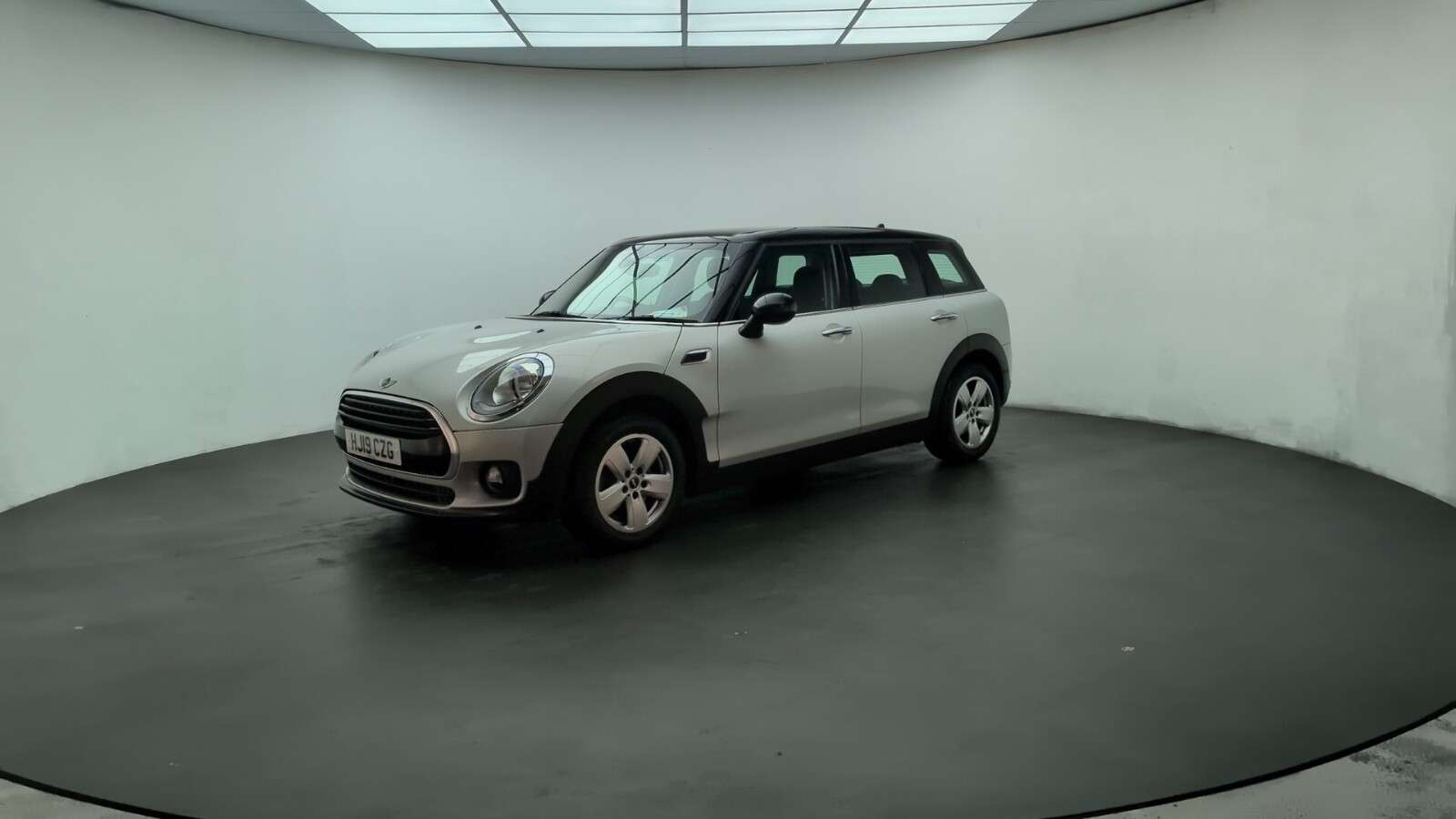 2019 MINI CLUBMAN 2019 MINI CLUBMAN