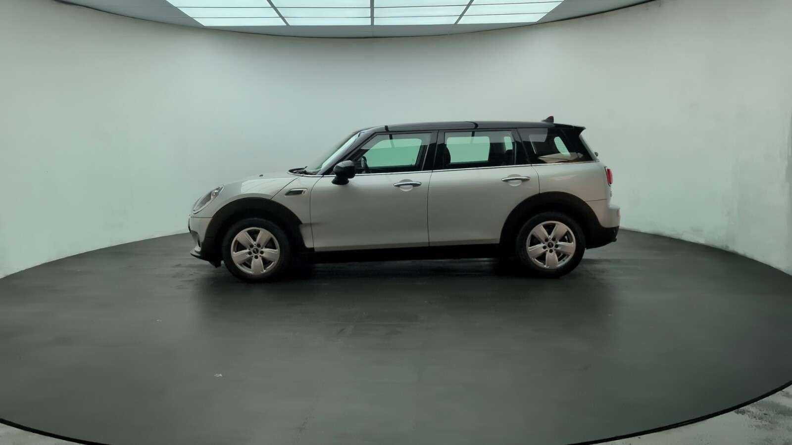 2019 MINI CLUBMAN 2019 MINI CLUBMAN