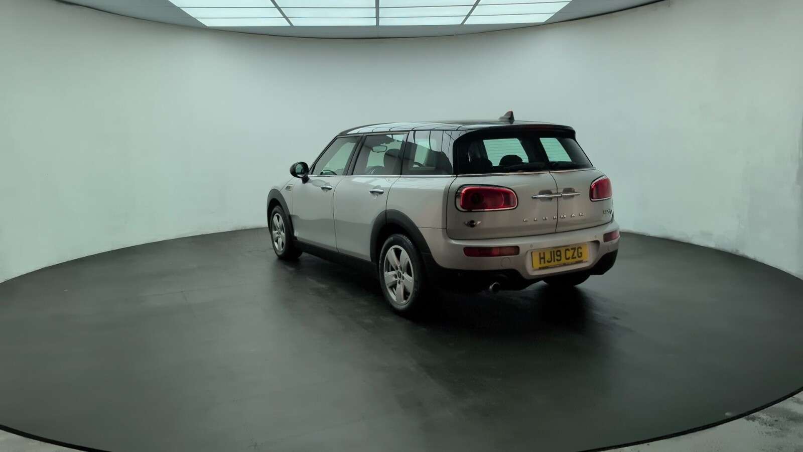 2019 MINI CLUBMAN 2019 MINI CLUBMAN