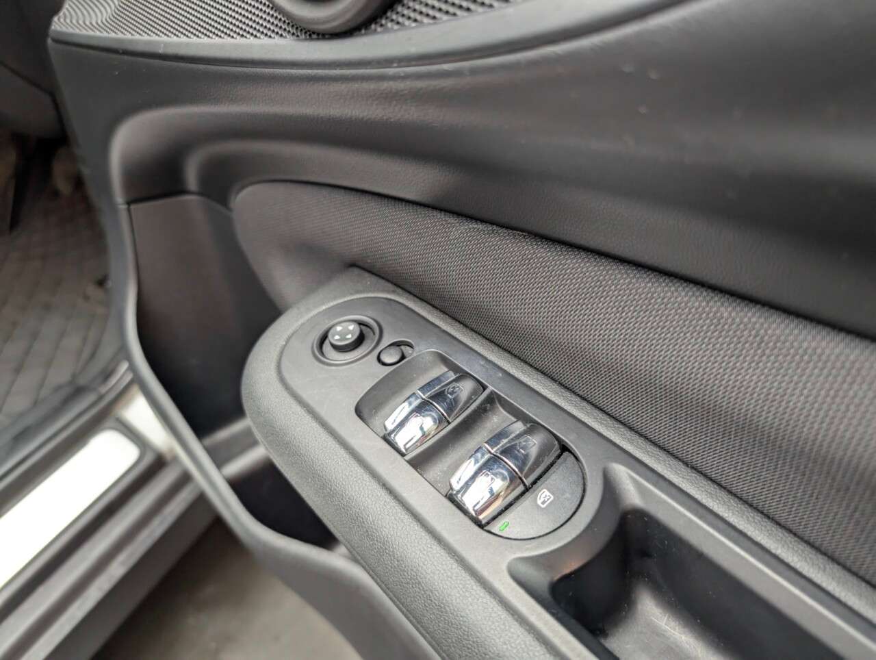 2019 MINI CLUBMAN 2019 MINI CLUBMAN