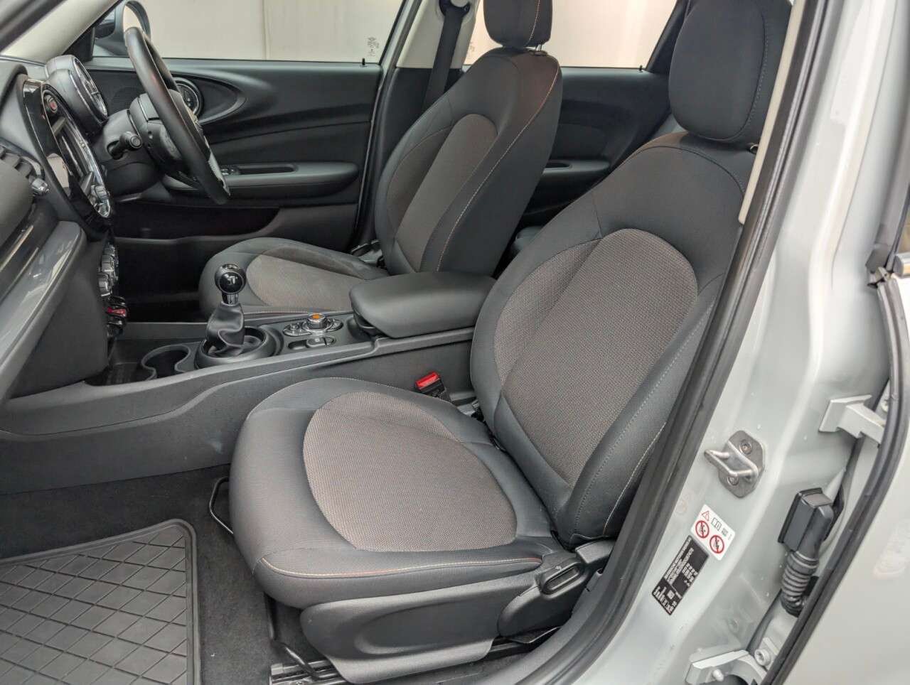 2019 MINI CLUBMAN 2019 MINI CLUBMAN