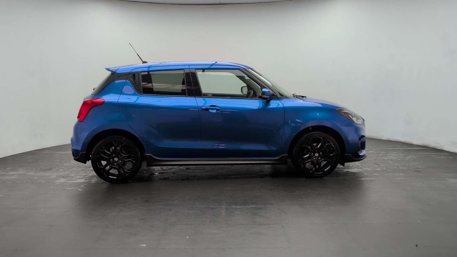 2019 SUZUKI SWIFT 2019 SUZUKI SWIFT
