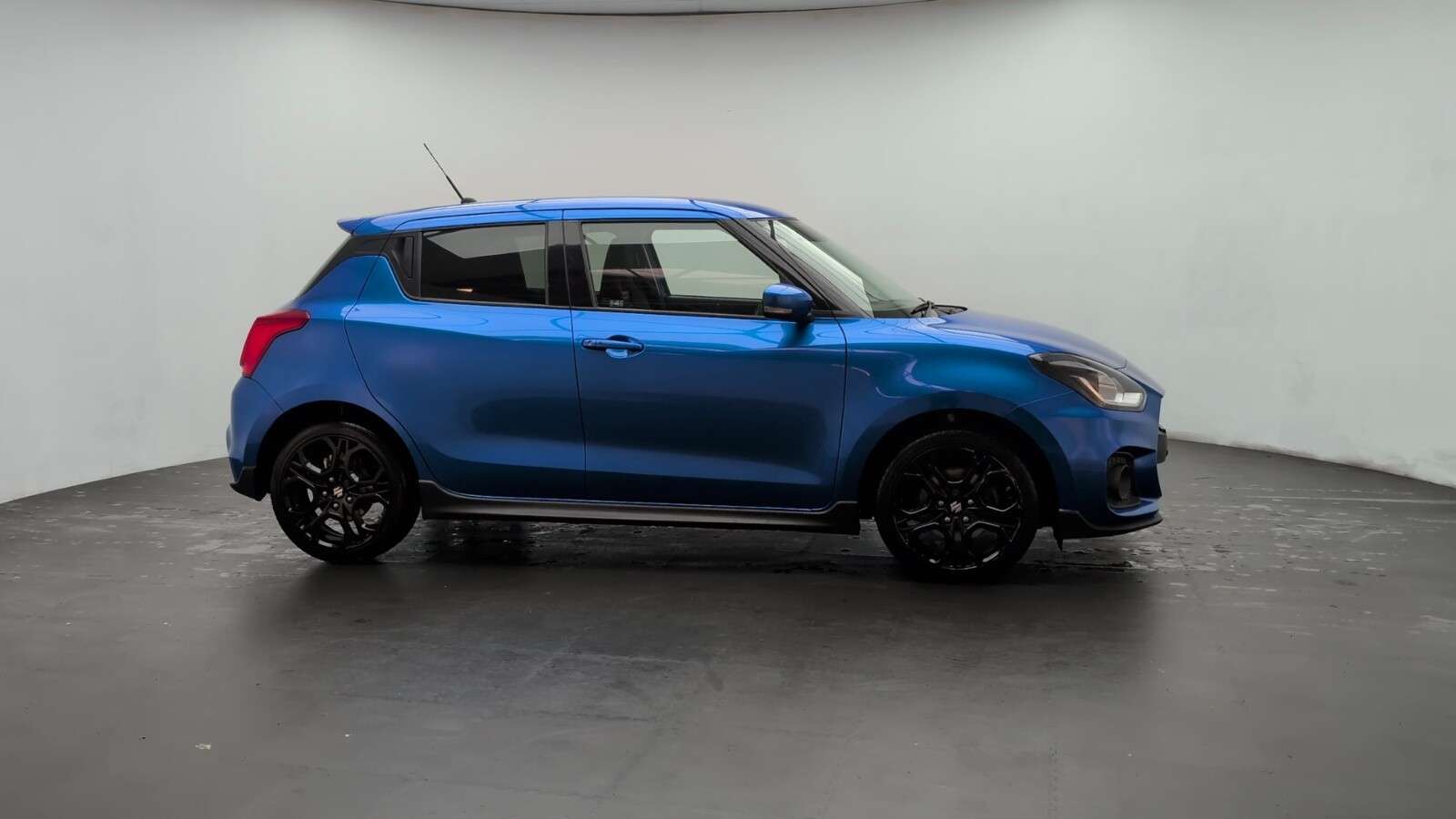 2019 SUZUKI SWIFT 2019 SUZUKI SWIFT