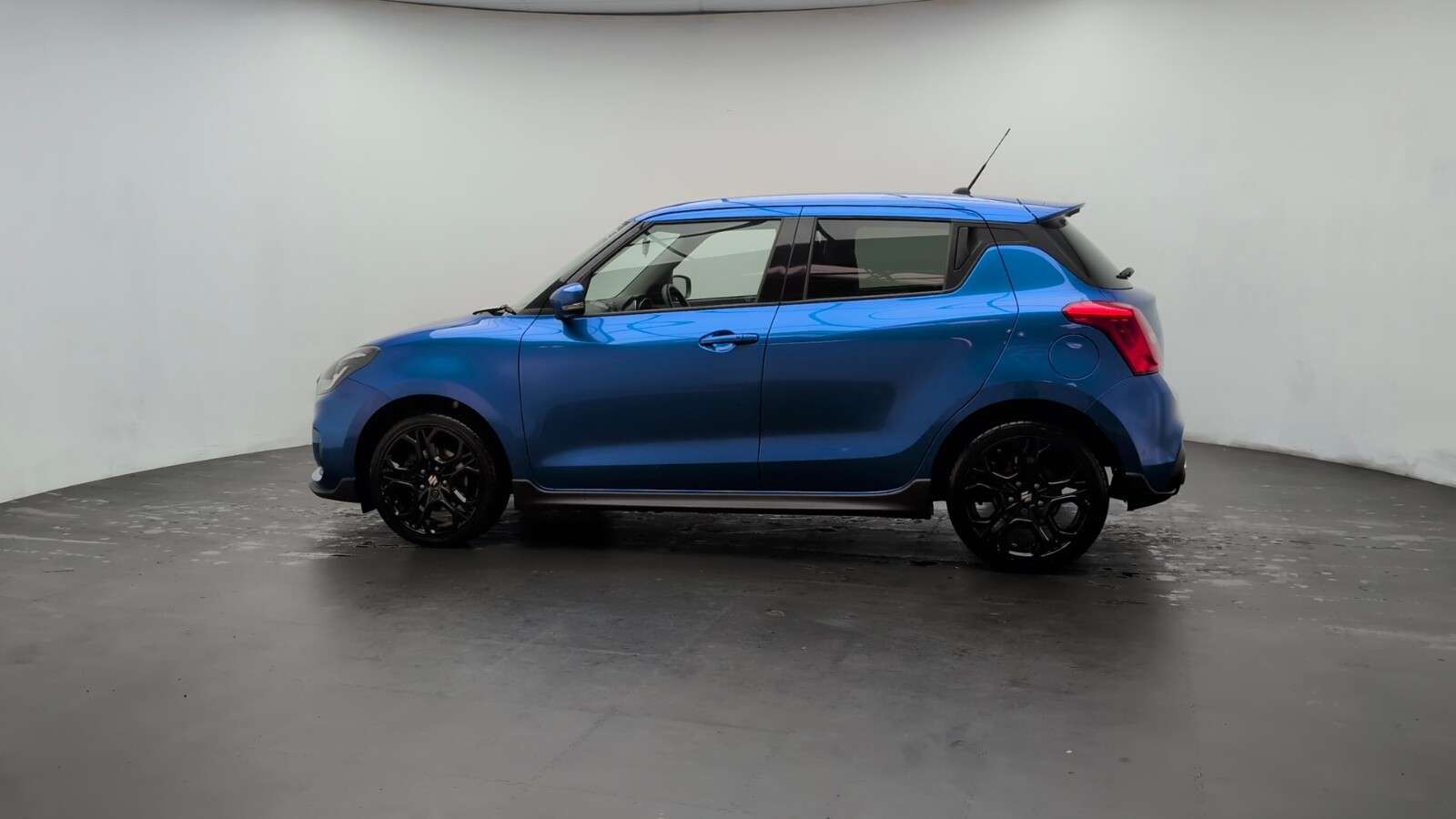 2019 SUZUKI SWIFT 2019 SUZUKI SWIFT