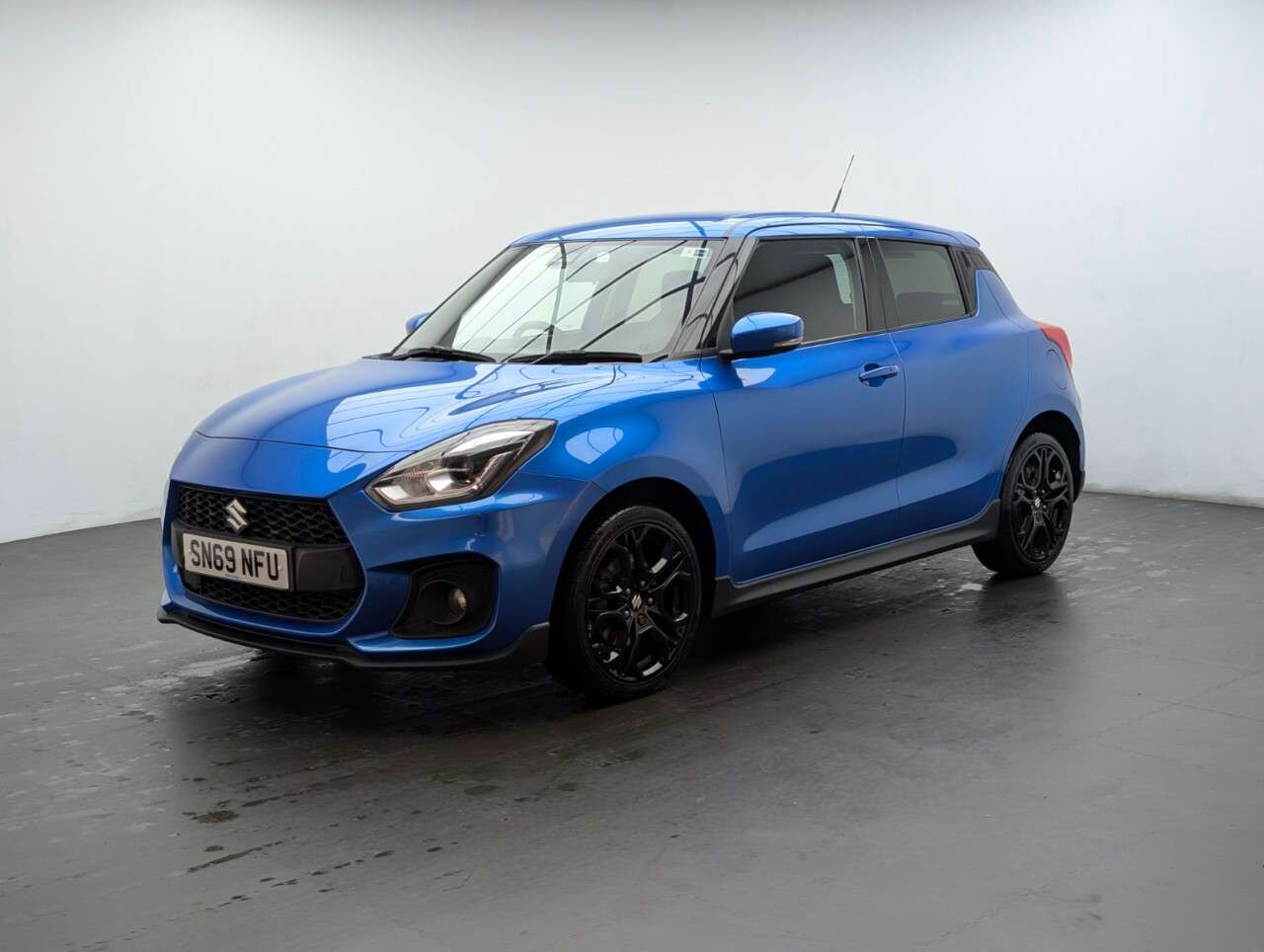 2019 SUZUKI SWIFT 2019 SUZUKI SWIFT