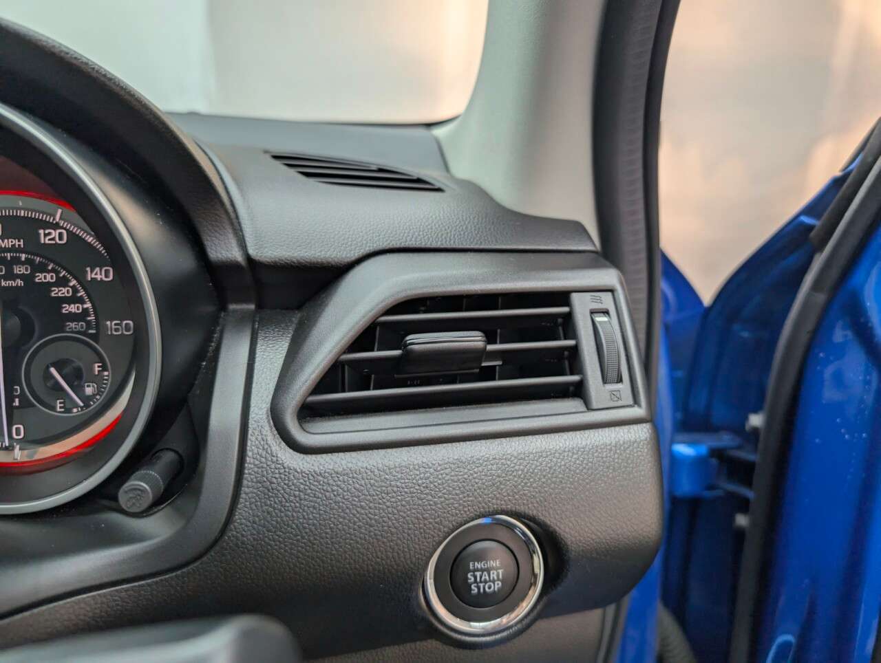 2019 SUZUKI SWIFT 2019 SUZUKI SWIFT