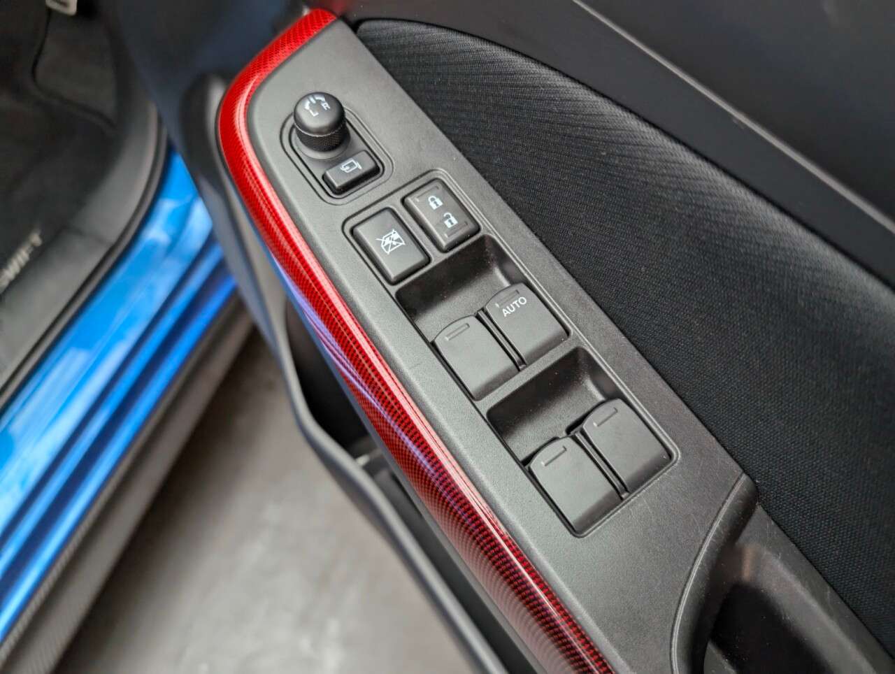 2019 SUZUKI SWIFT 2019 SUZUKI SWIFT