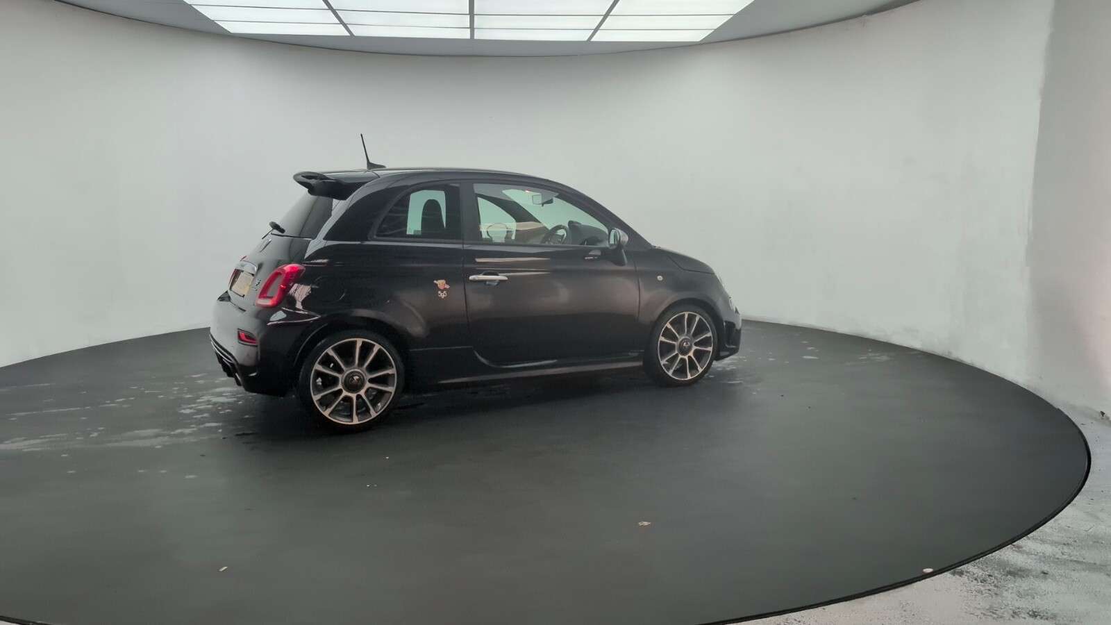 2019 ABARTH 595 2019 ABARTH 595