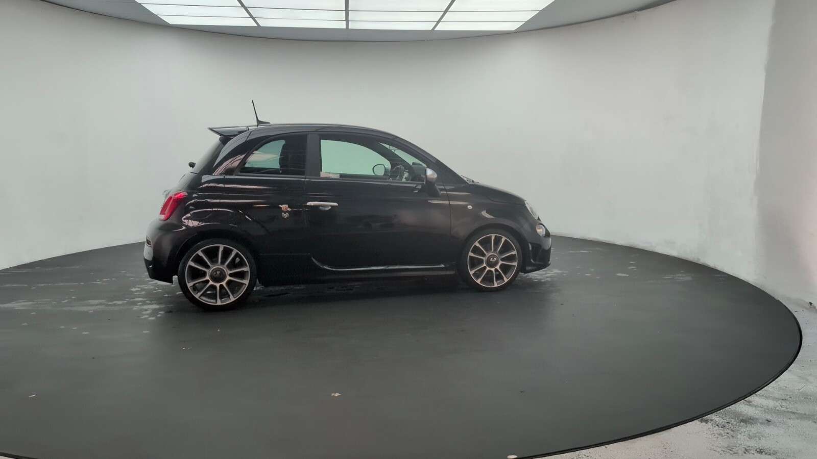 2019 ABARTH 595 2019 ABARTH 595