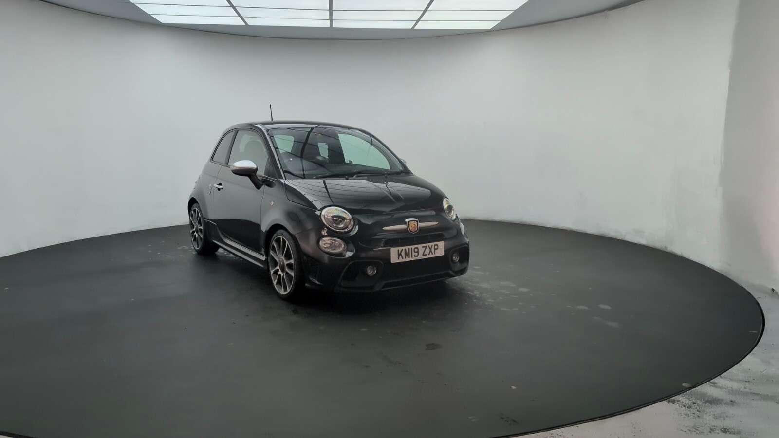 2019 ABARTH 595 2019 ABARTH 595