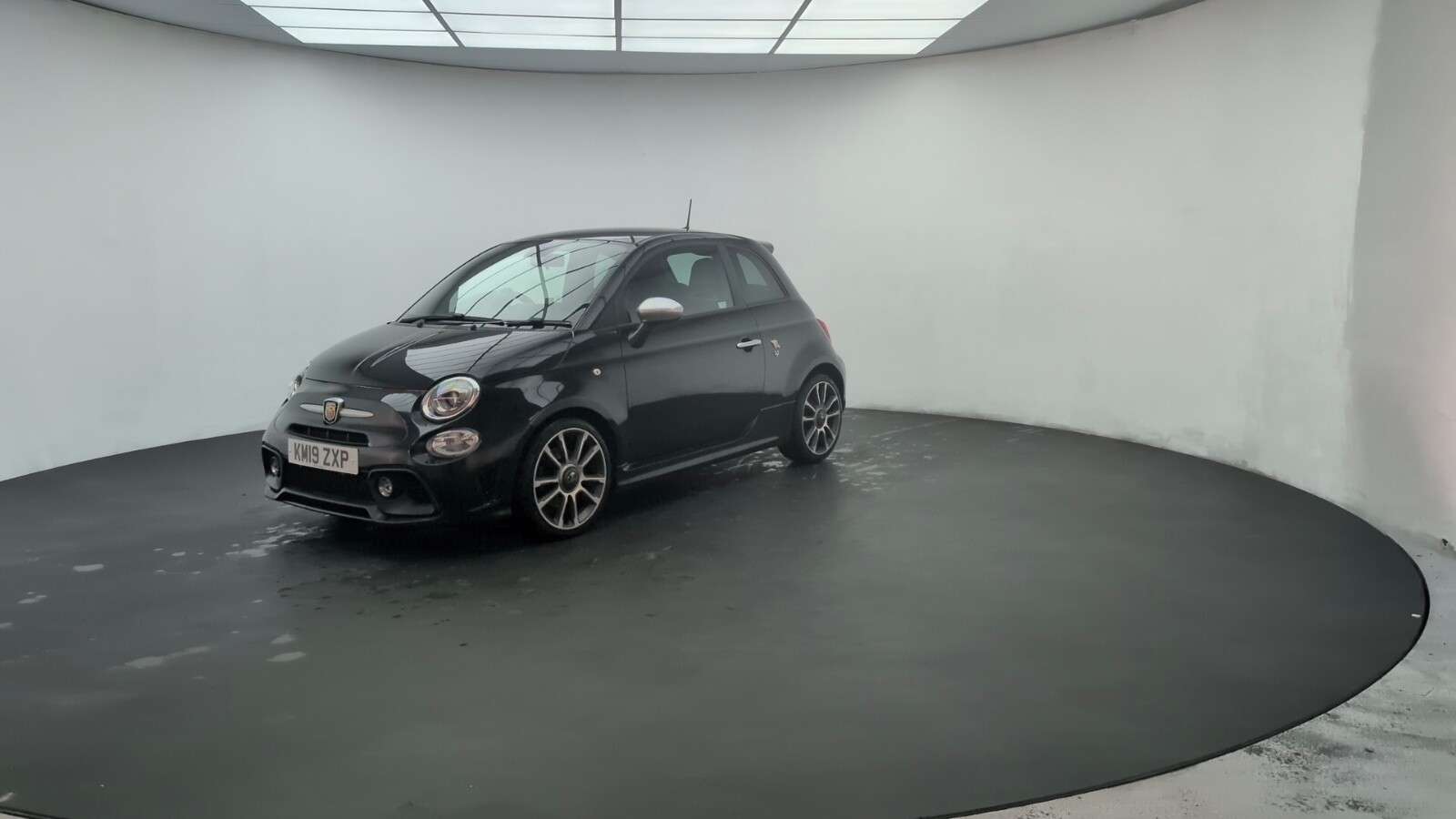 2019 ABARTH 595 2019 ABARTH 595